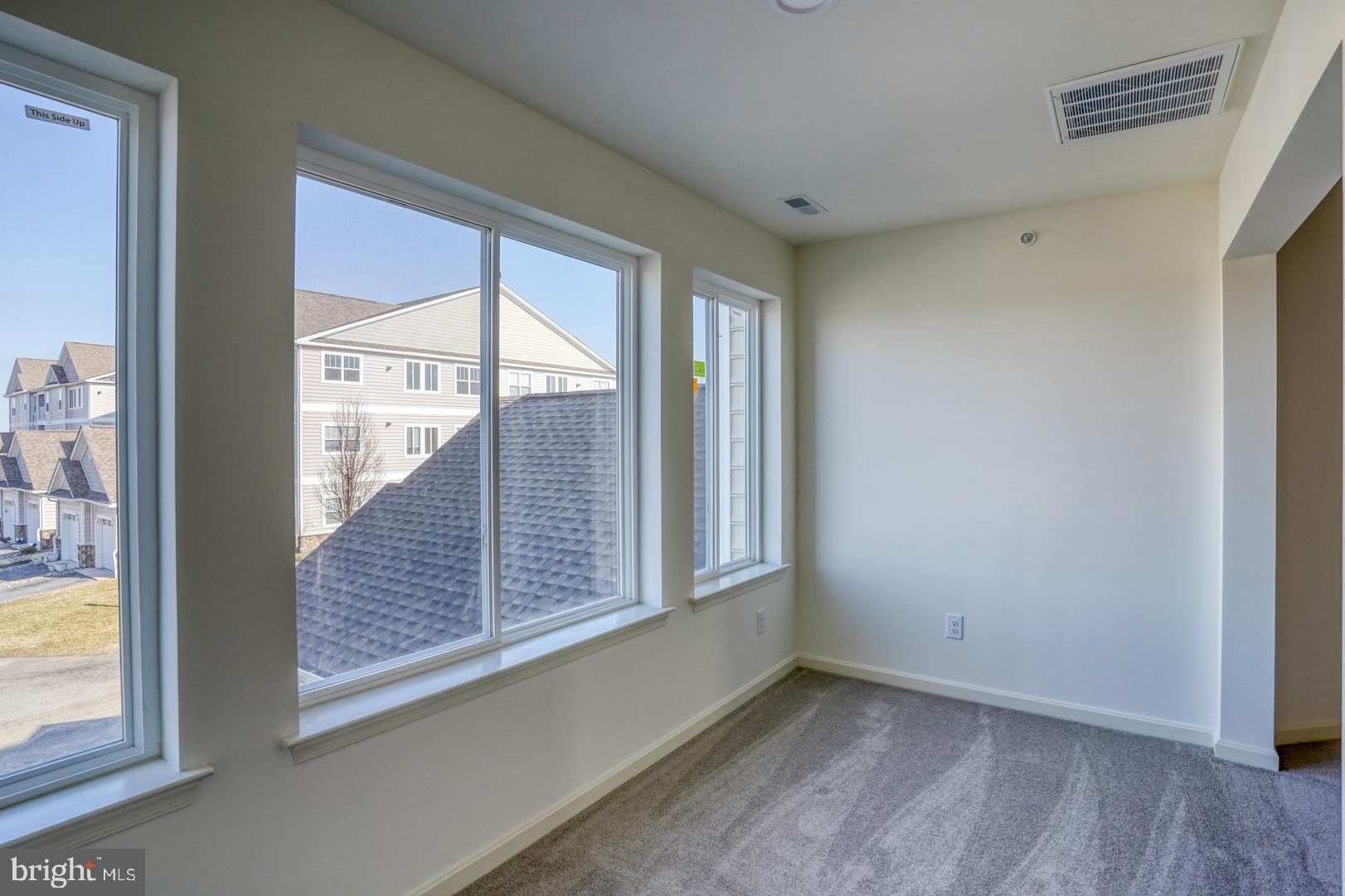 HEARTHSTONE MANOR - Residential