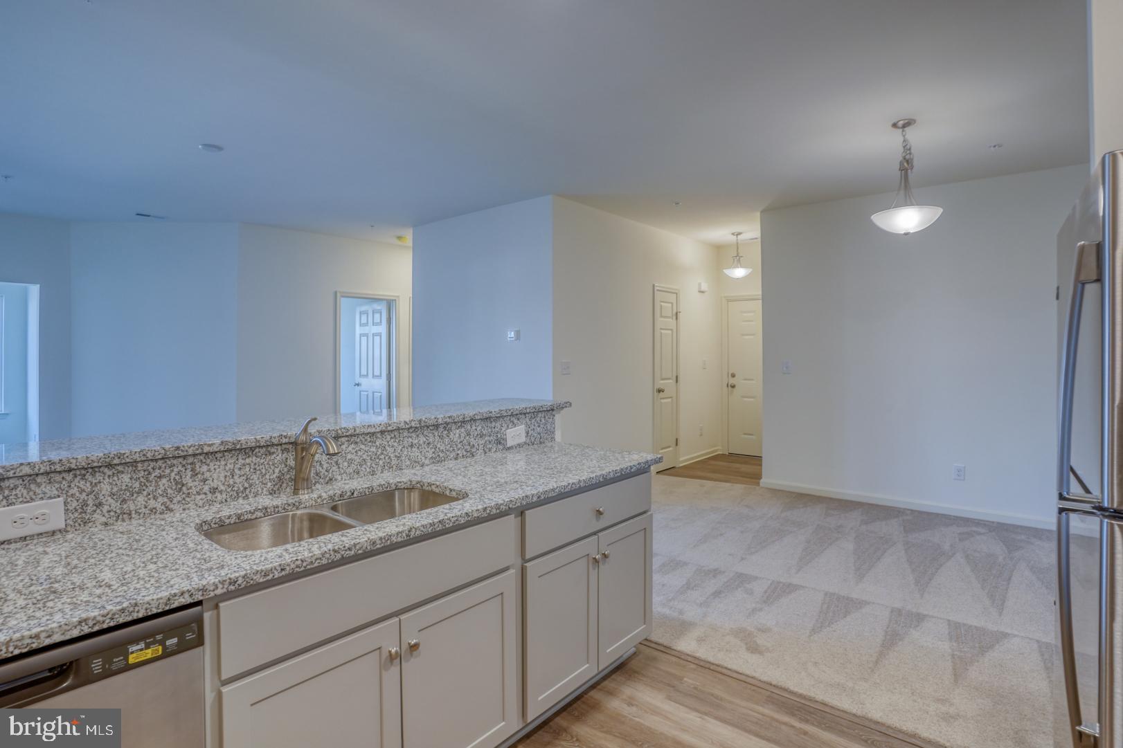 HEARTHSTONE MANOR - Residential