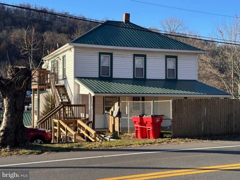 8 CHAPMAN STREET 1 BERKELEY SPRINGS WV 25411