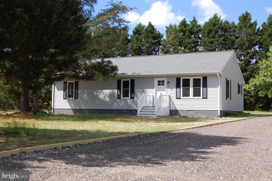 This 3 bedroom 2 full bath rancher has been completely re-done!  Roof, all windows and doors, kitchen cabinets, granite counters, stainless appliances, Luxury Vinyl Plank flooring, carpets, recessed lighting, bath vanities, toilets, refurbished tubs, interior and exterior paint, trex front porch, exterior lighting,  16 x 10 rear deck (4 years old and just power washed and stained). See the online feature sheet for all the details!
Very rural but just a few miles to downtown Salisbury!