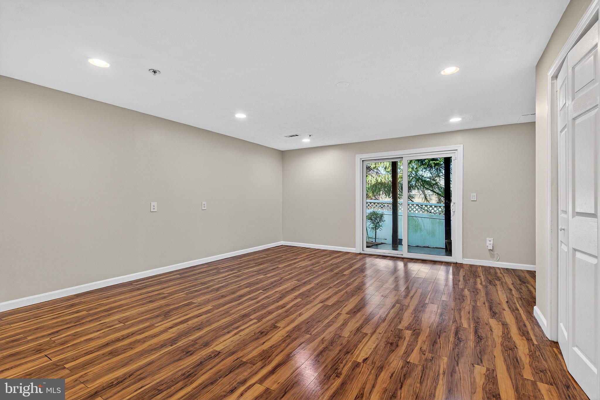 CHERRY CROFT - Residential