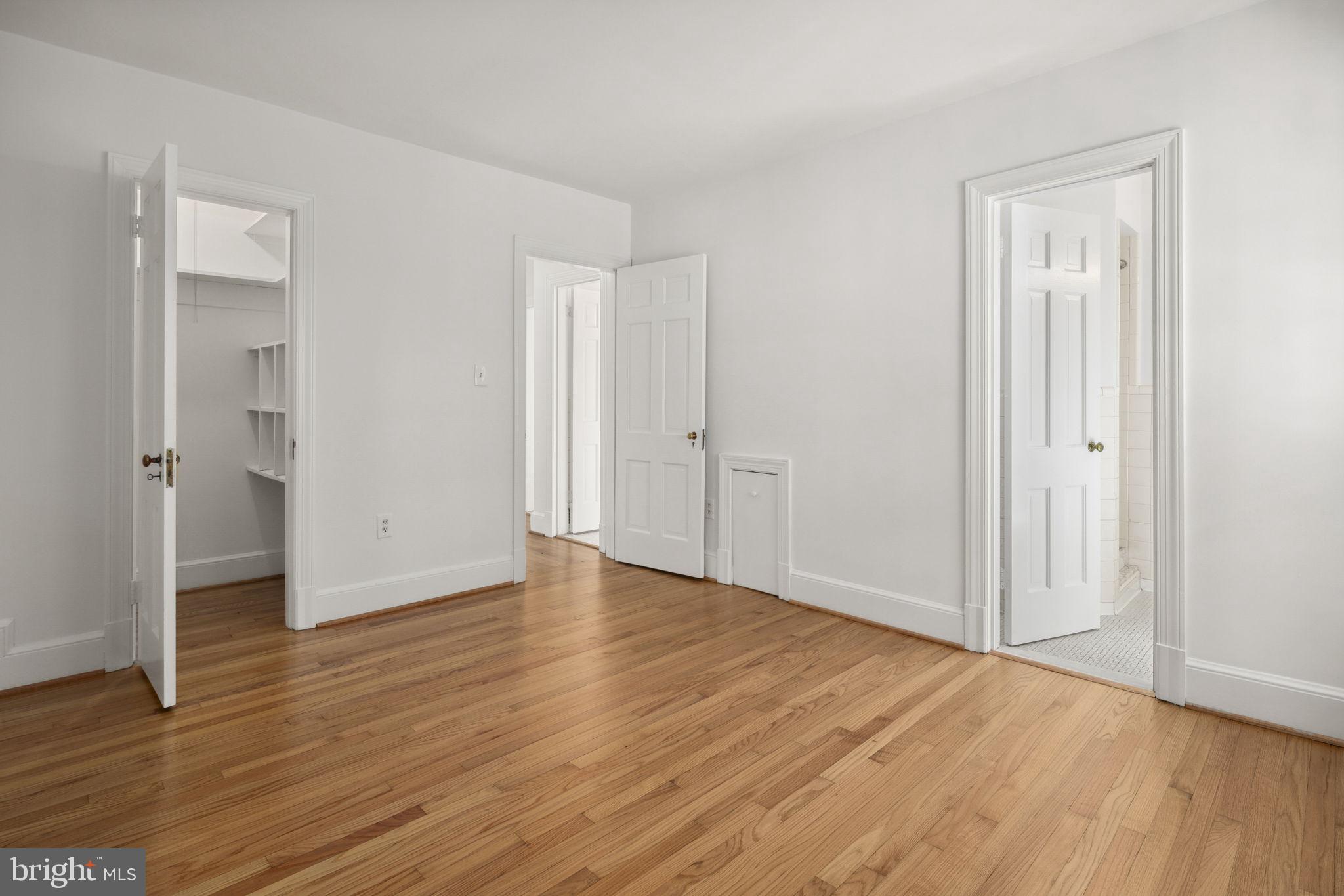 BOULEVARD ACRES - Residential