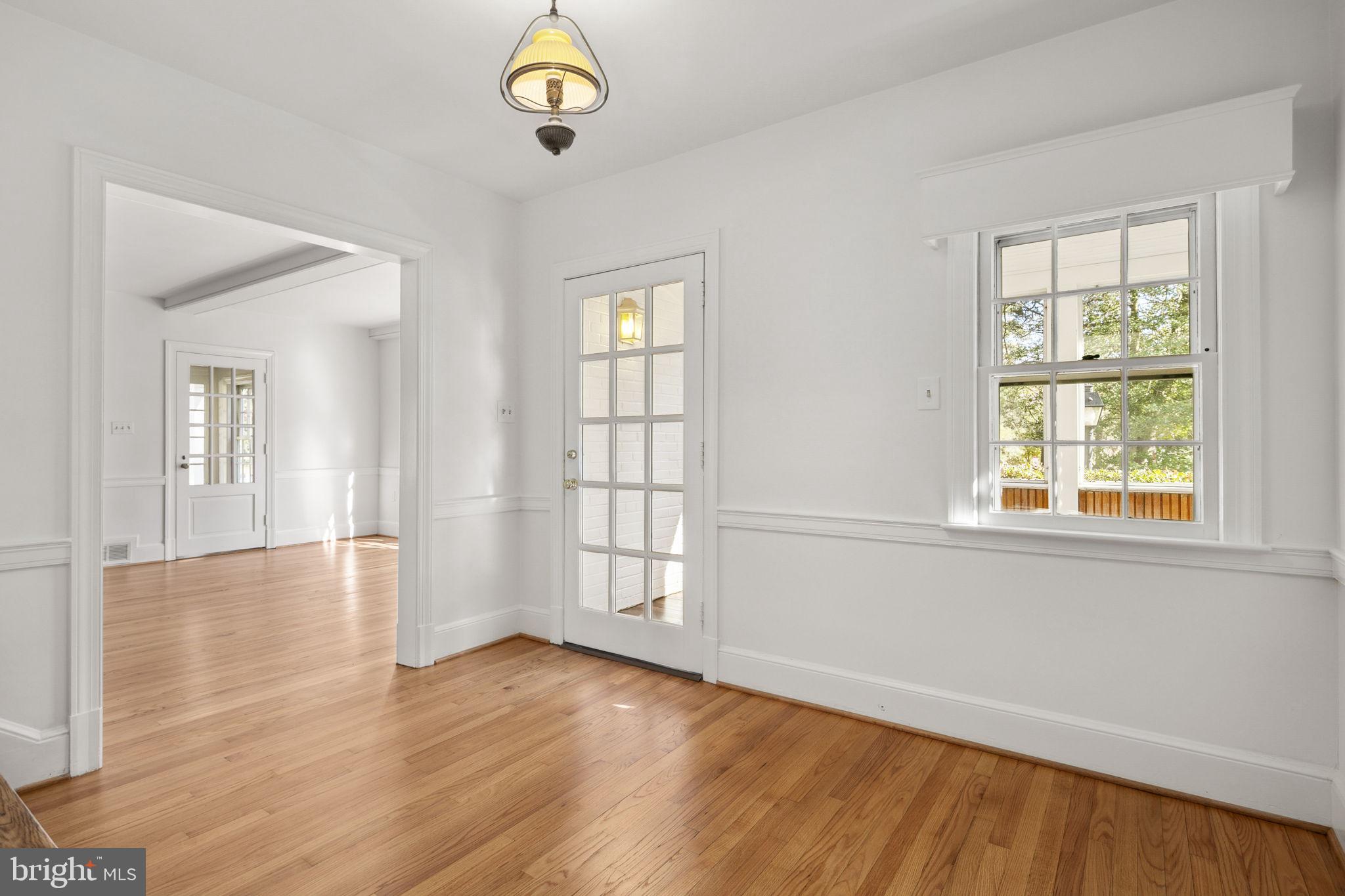 BOULEVARD ACRES - Residential