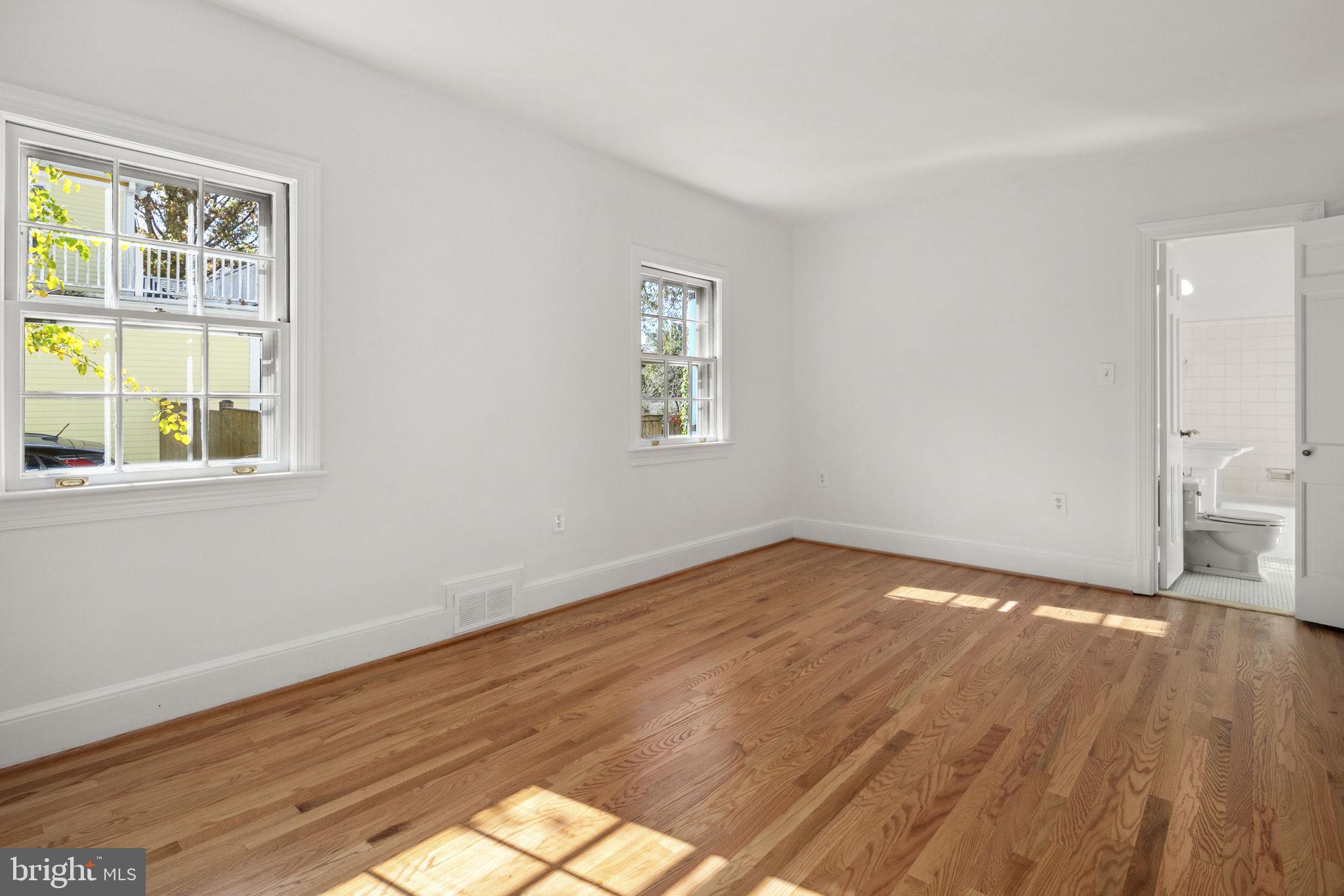 BOULEVARD ACRES - Residential