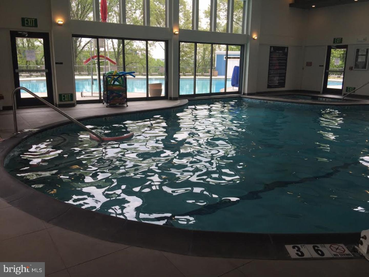 VALLEY FORGE TOWER - Residential