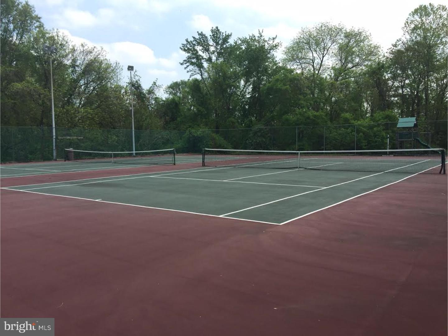 VALLEY FORGE TOWER - Residential