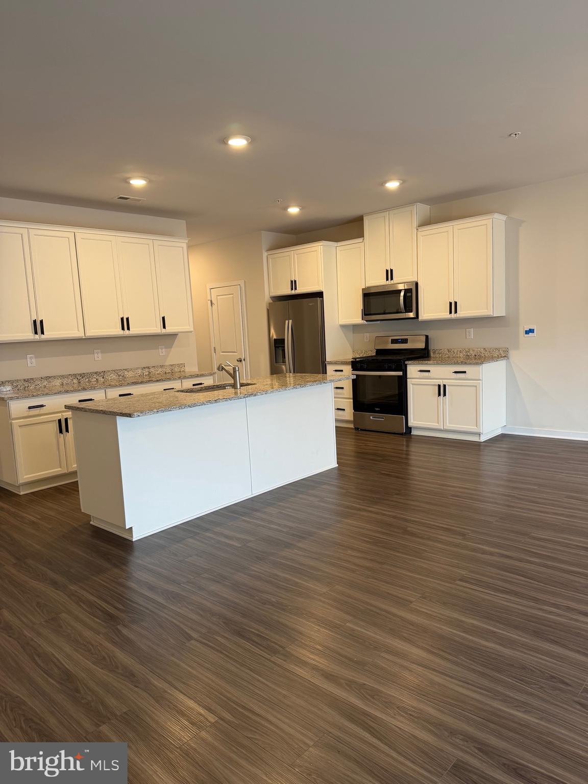 COVENTRY CHASE - Residential Lease