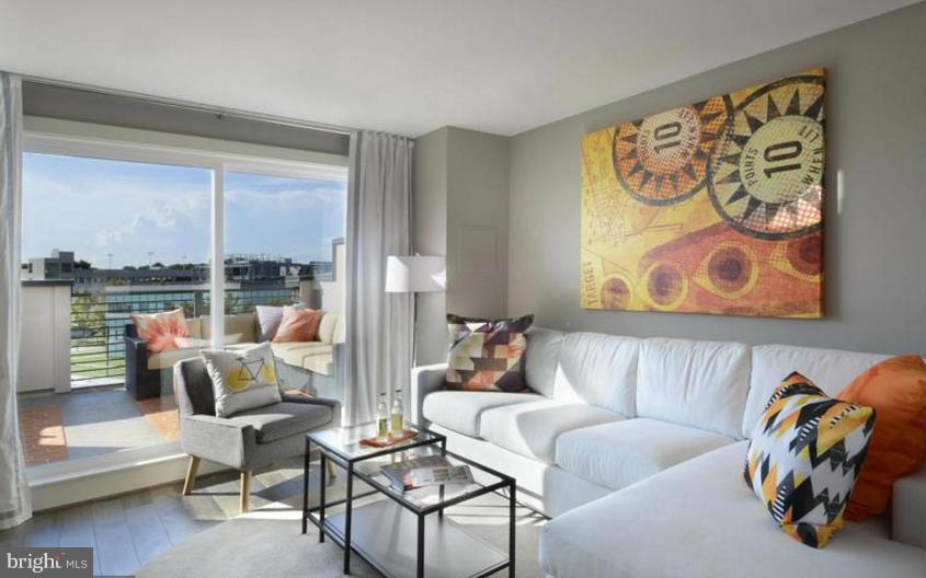 MONTGOMERY ROW - Residential Lease