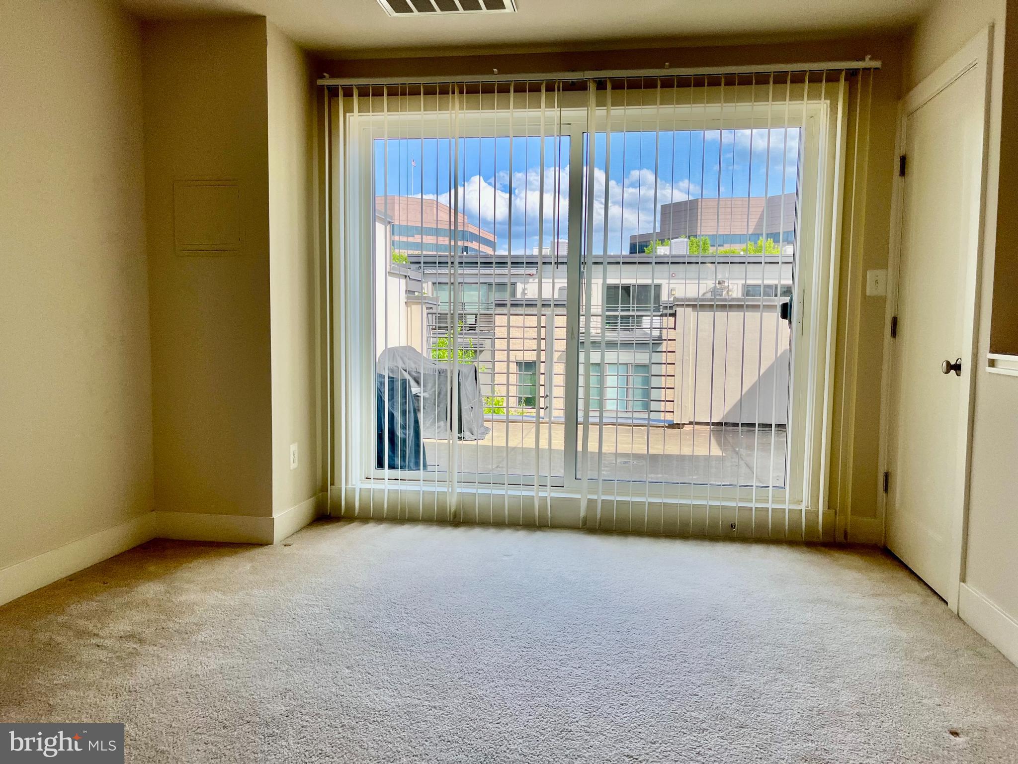 MONTGOMERY ROW - Residential Lease