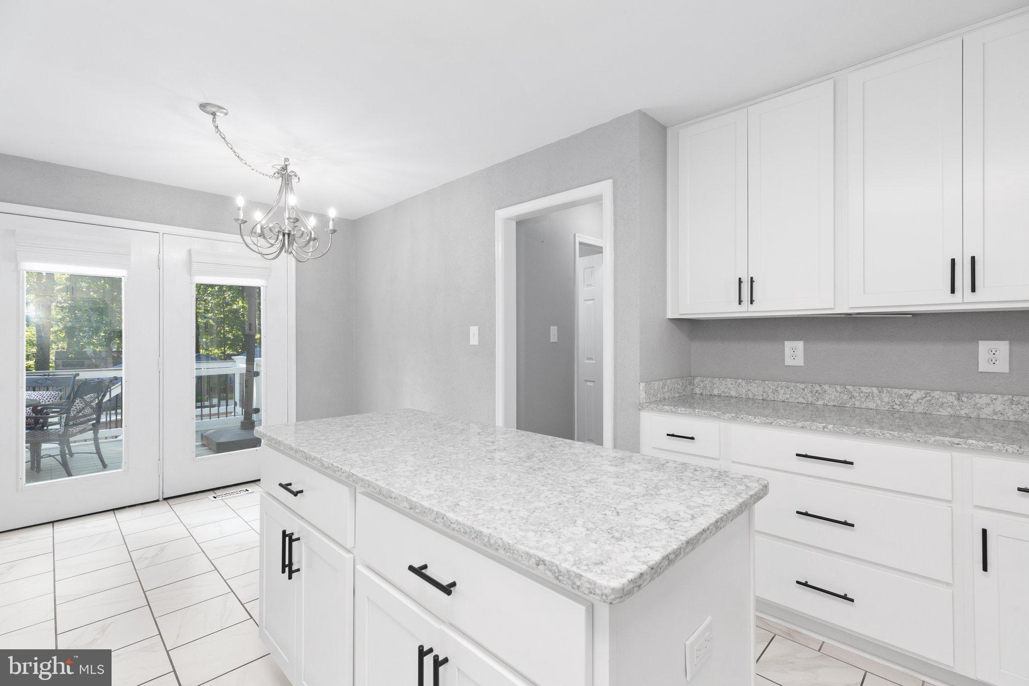 HOLLEYBROOKE/COBBLESTONE - Residential