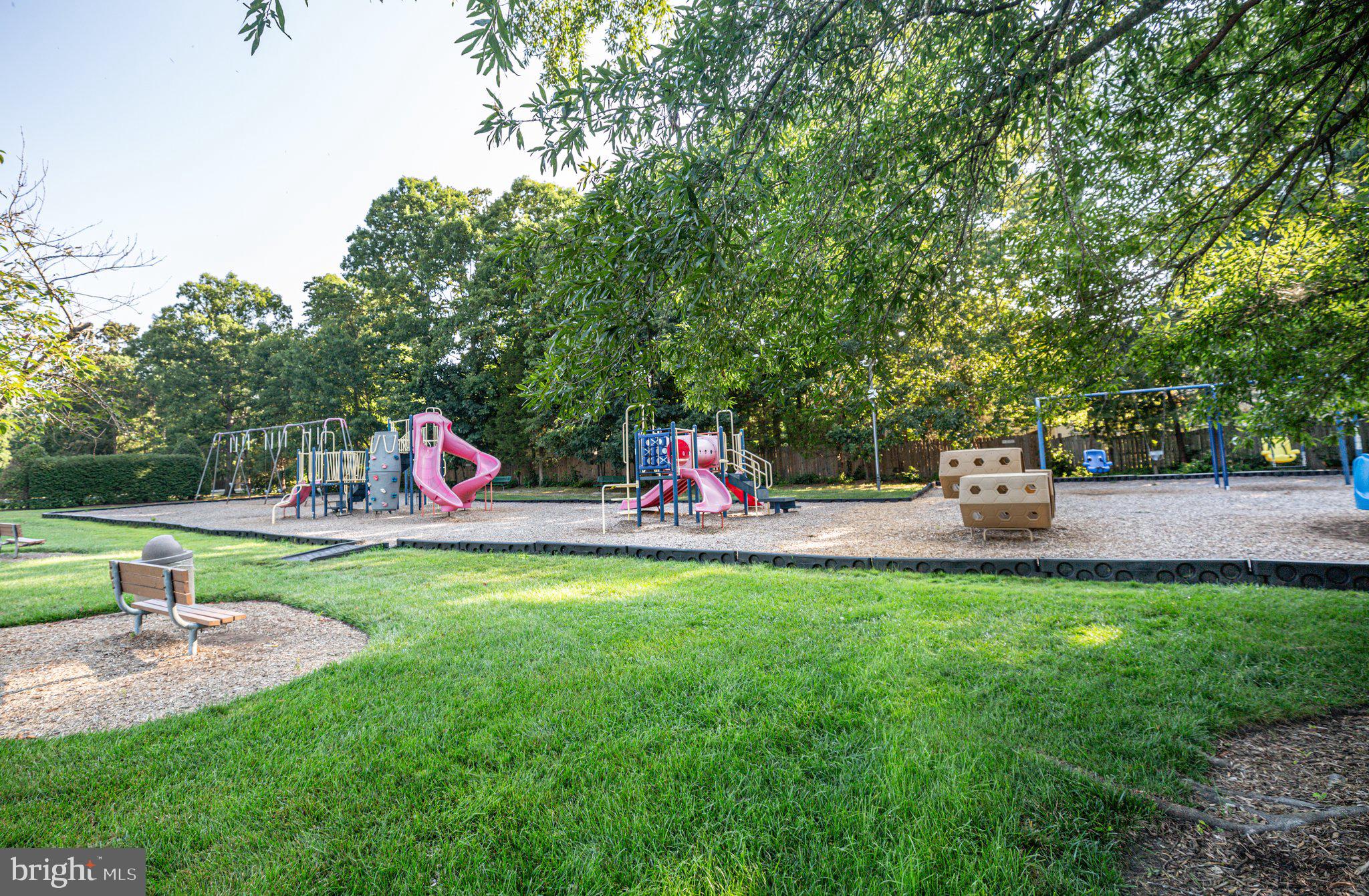 HOLLEYBROOKE/COBBLESTONE - Residential