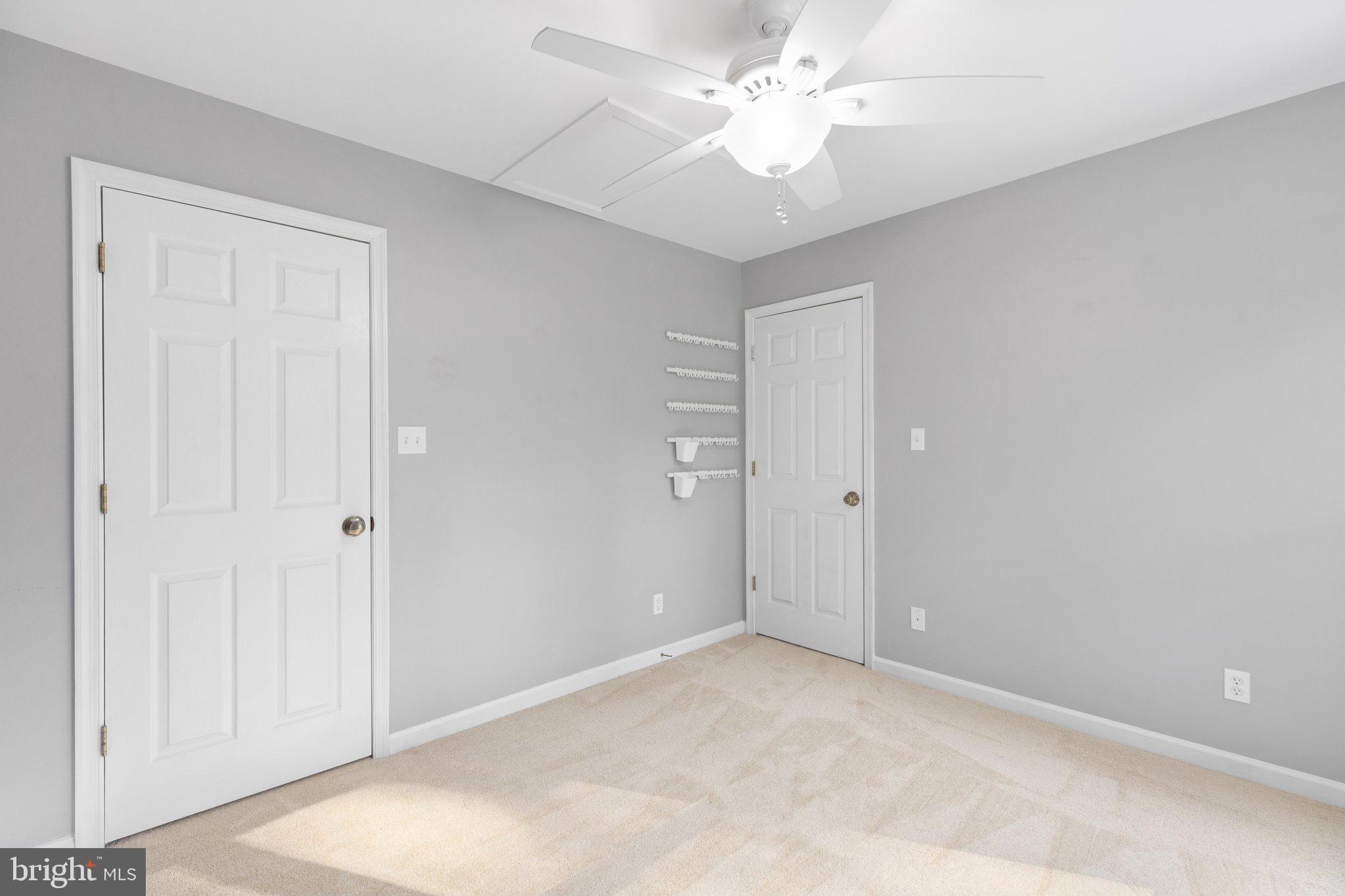 HOLLEYBROOKE/COBBLESTONE - Residential