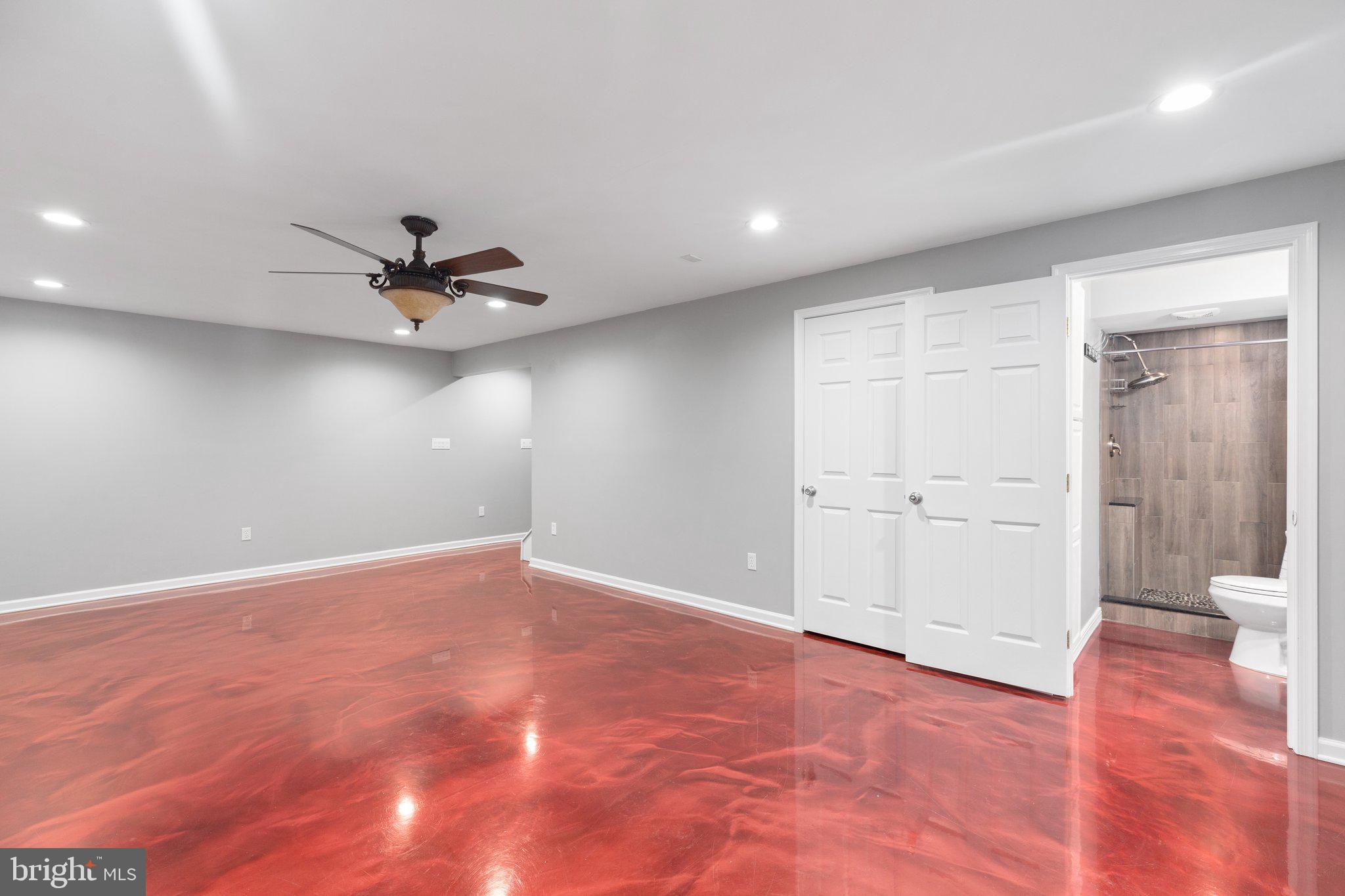 HOLLEYBROOKE/COBBLESTONE - Residential