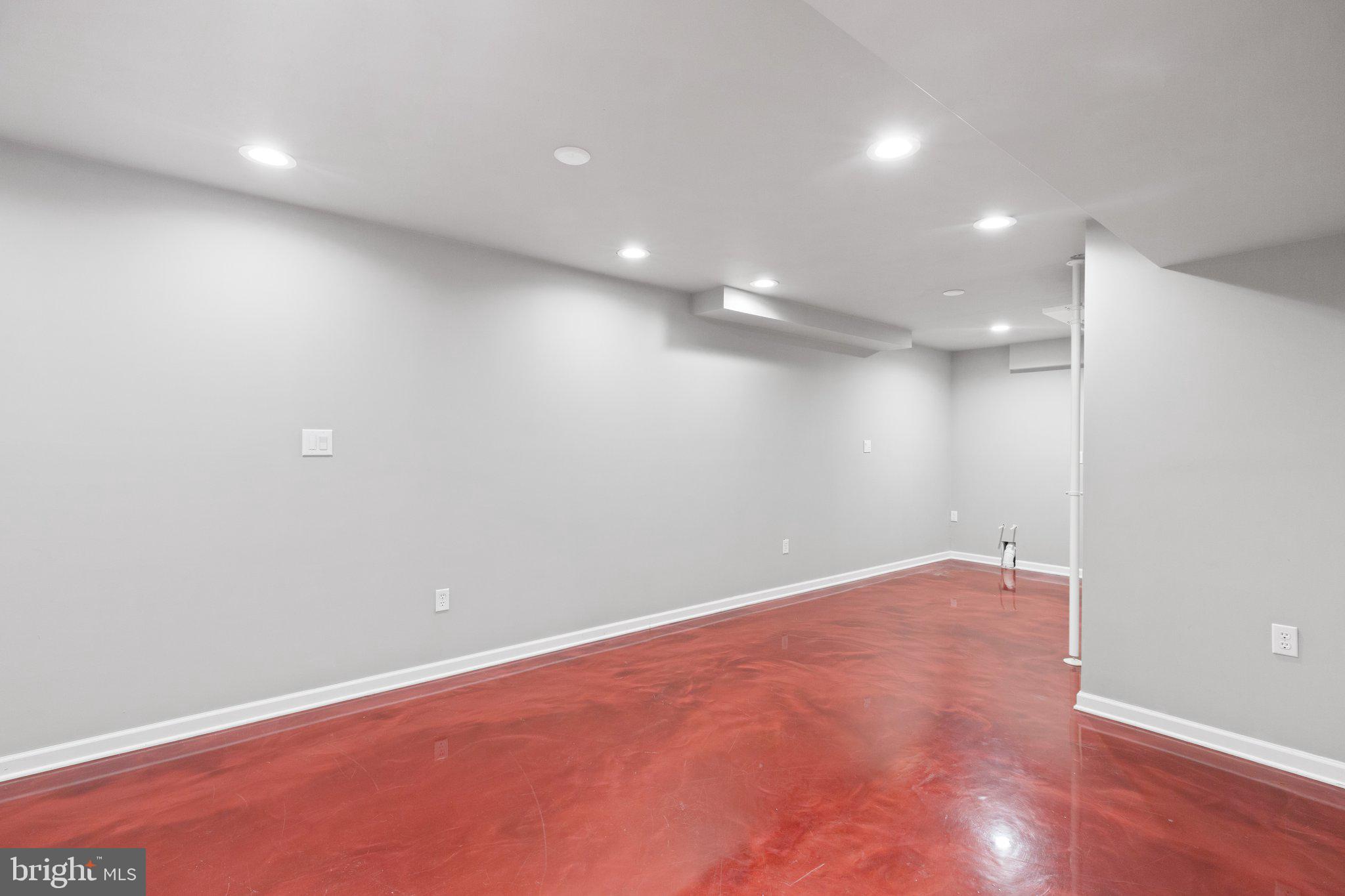 HOLLEYBROOKE/COBBLESTONE - Residential