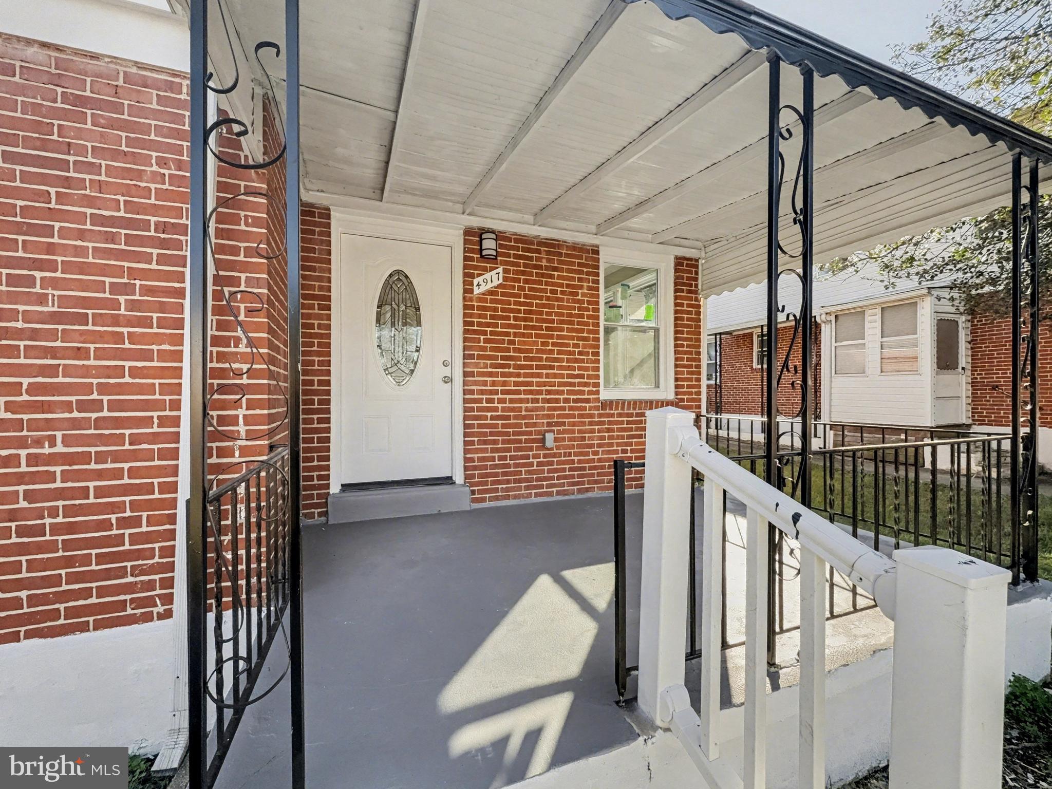 LAURAVILLE HISTORIC DISTRICT - Residential