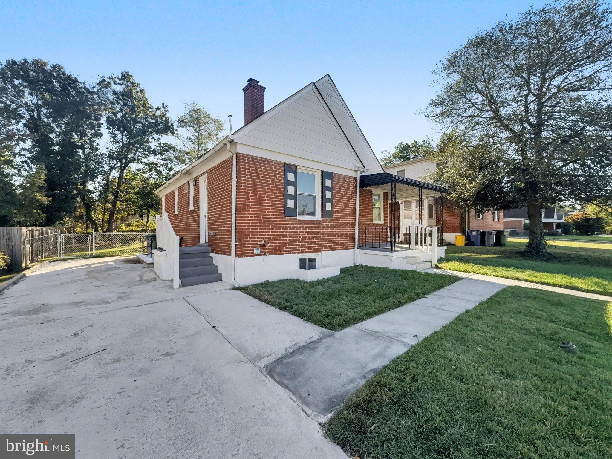 LAURAVILLE HISTORIC DISTRICT - Residential