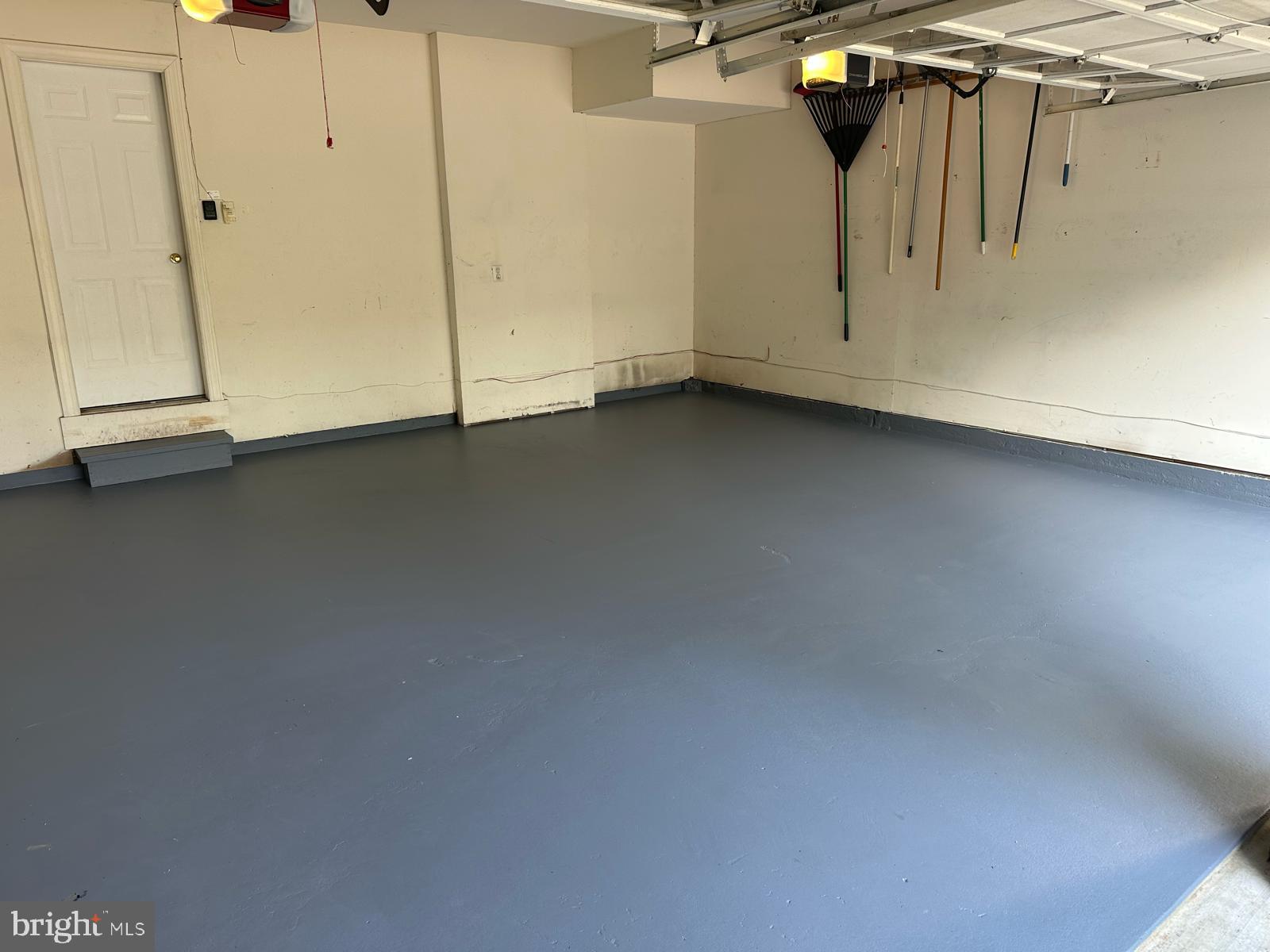 LOWES ISLAND - Residential