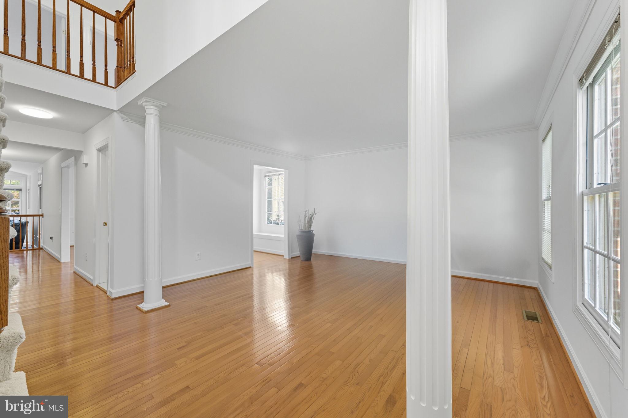 LOWES ISLAND - Residential