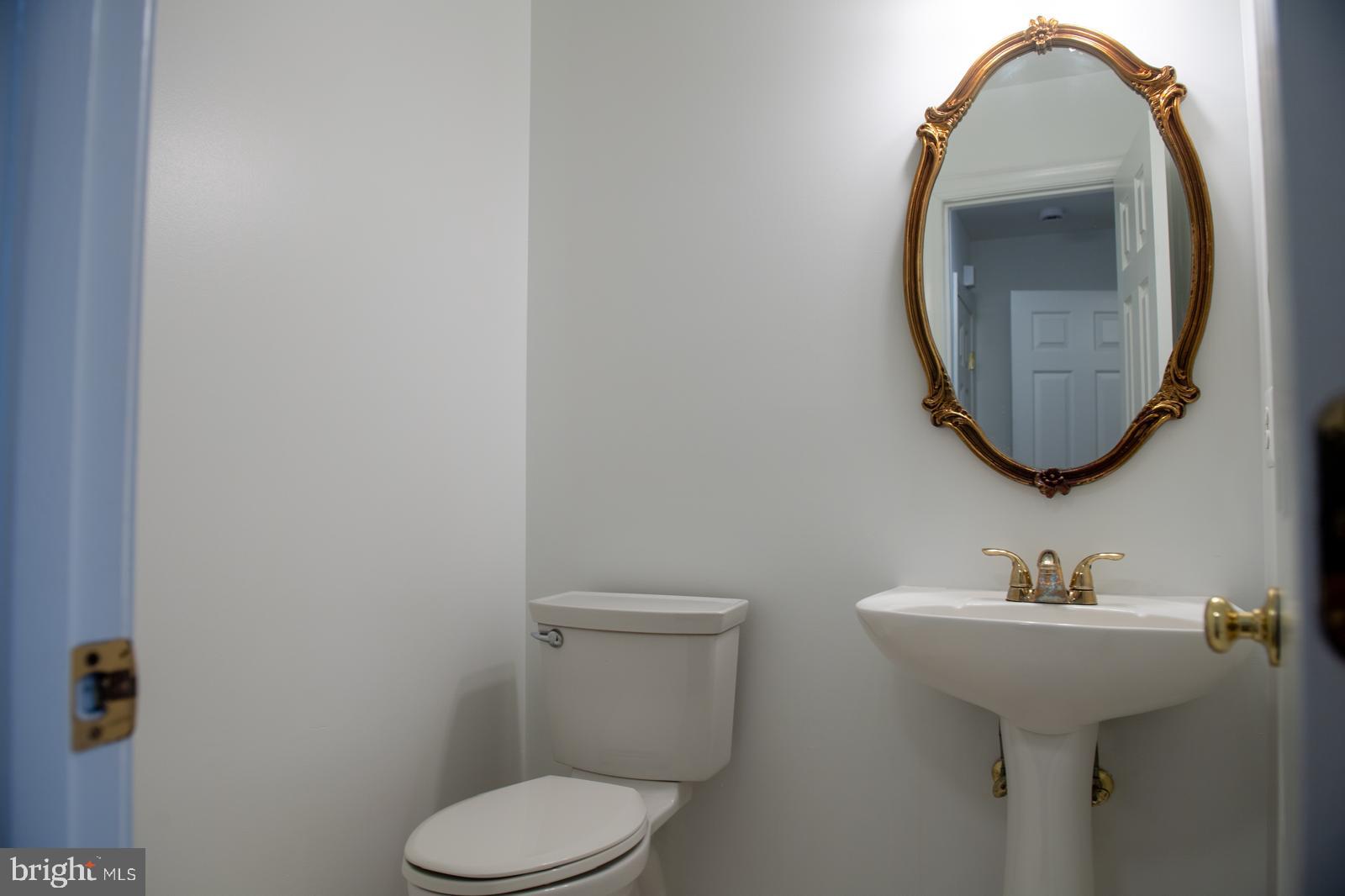 LOWES ISLAND - Residential