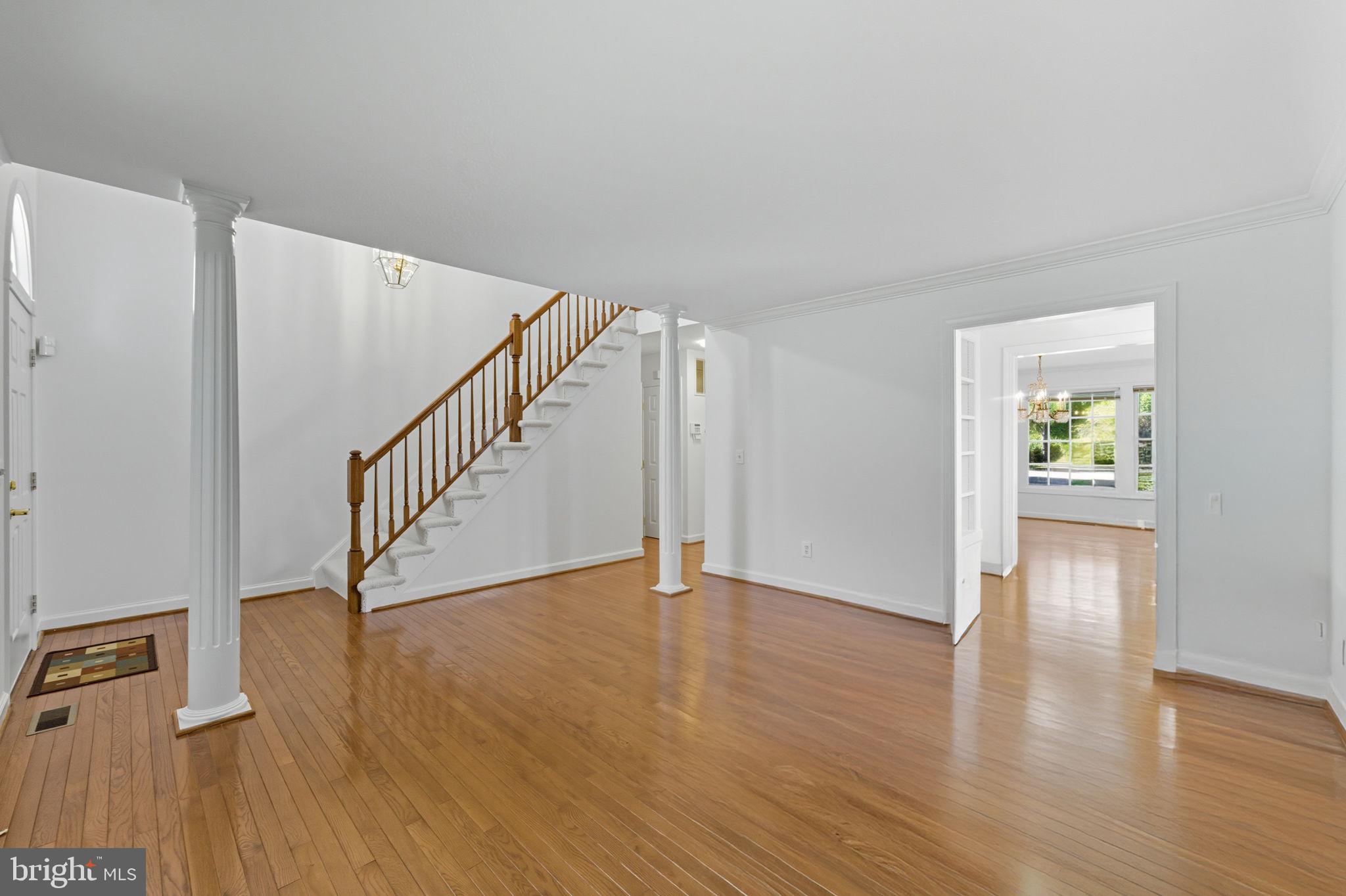 LOWES ISLAND - Residential