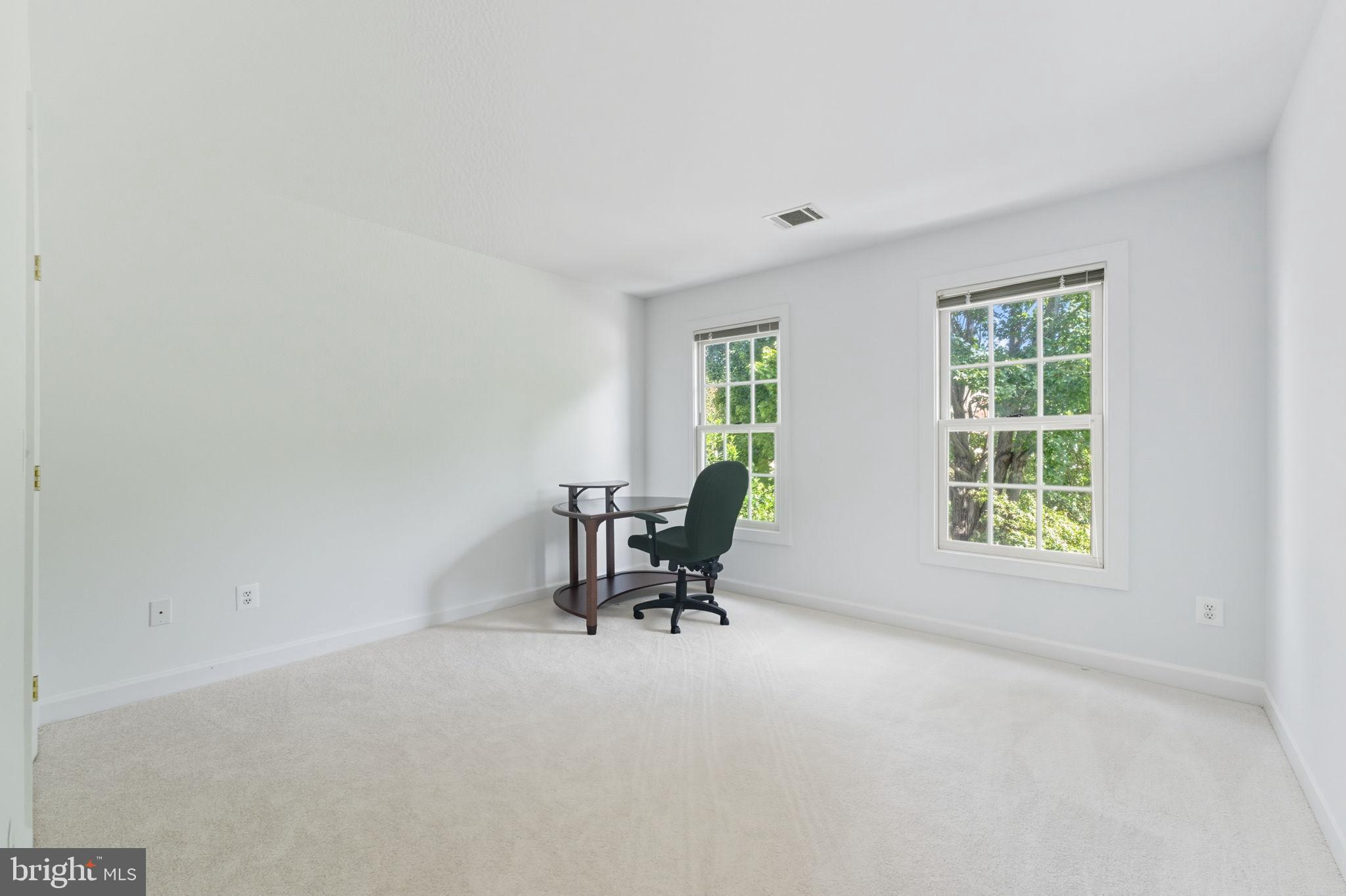 LOWES ISLAND - Residential