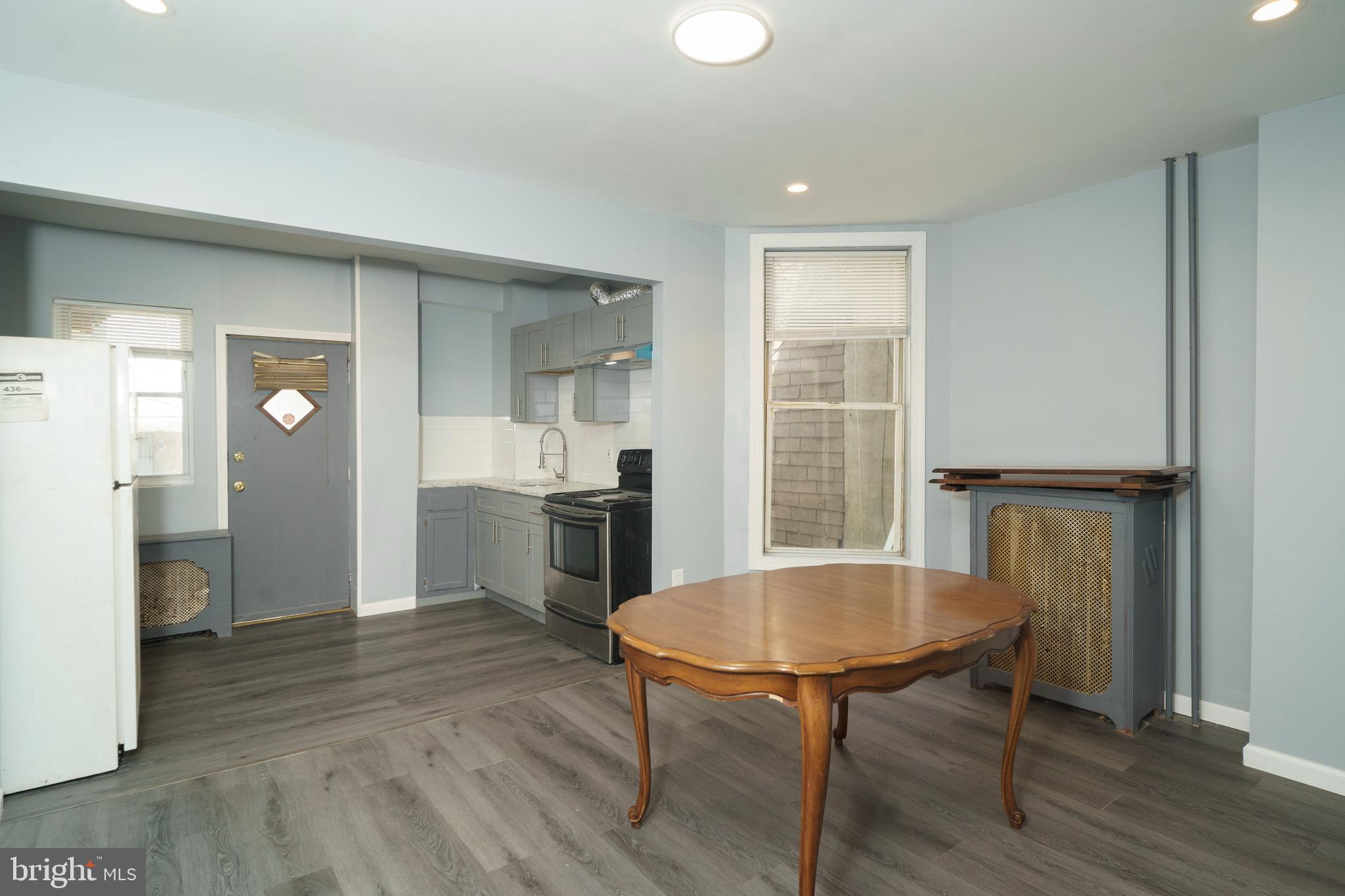 PHILADELPHIA (SOUTHWEST) - Residential