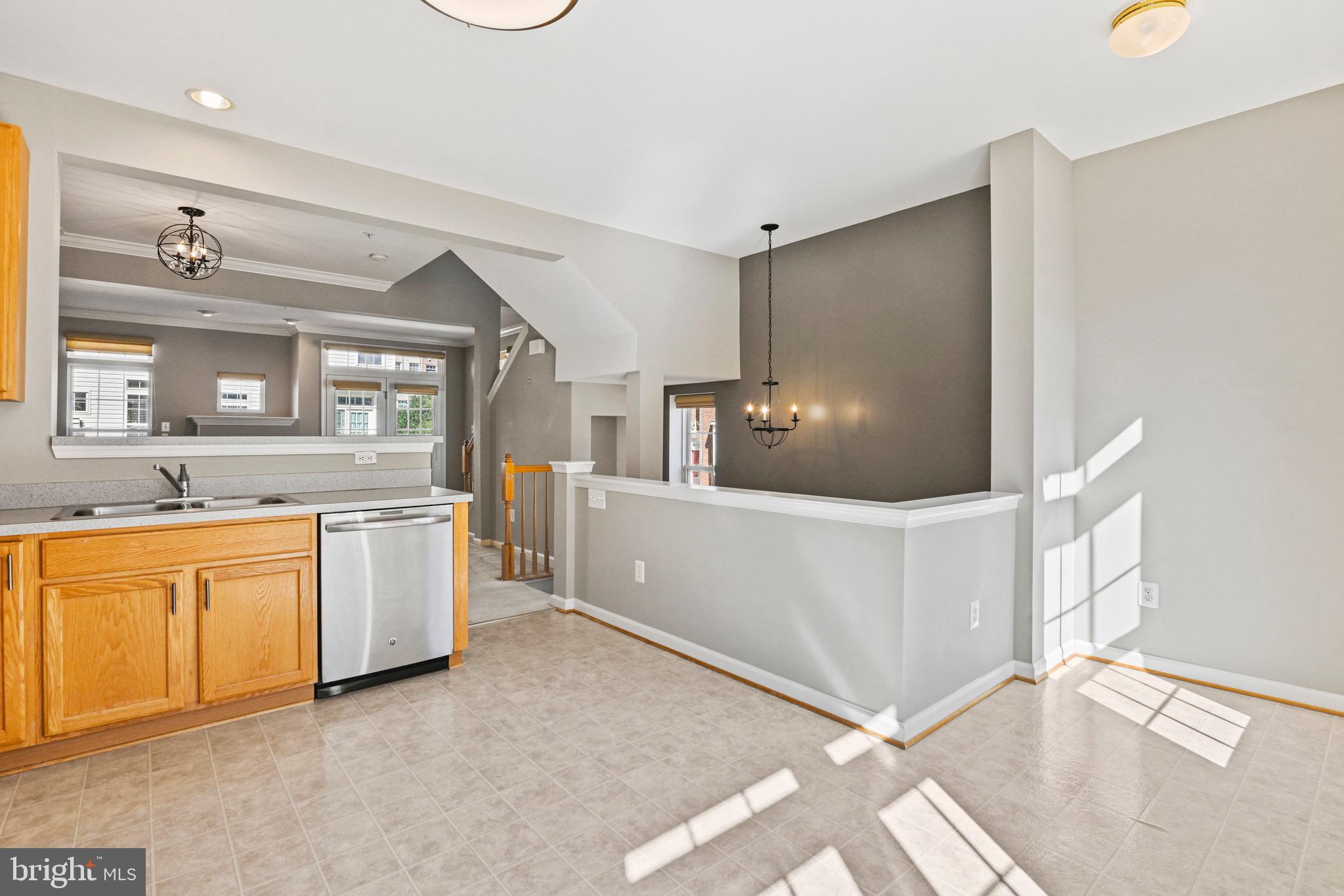 METRO PLACE AT DUNN LORING - Residential Lease