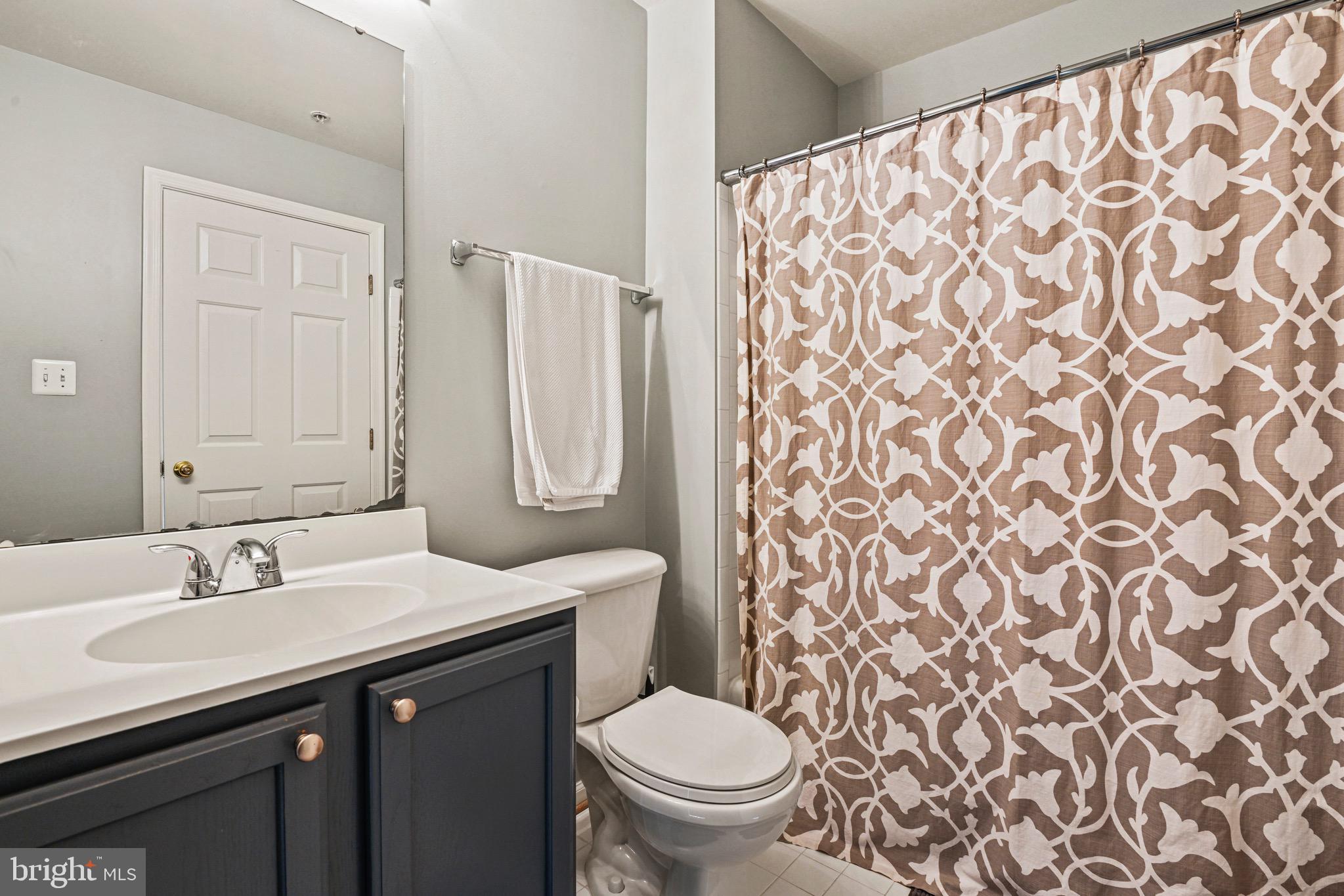 METRO PLACE AT DUNN LORING - Residential Lease