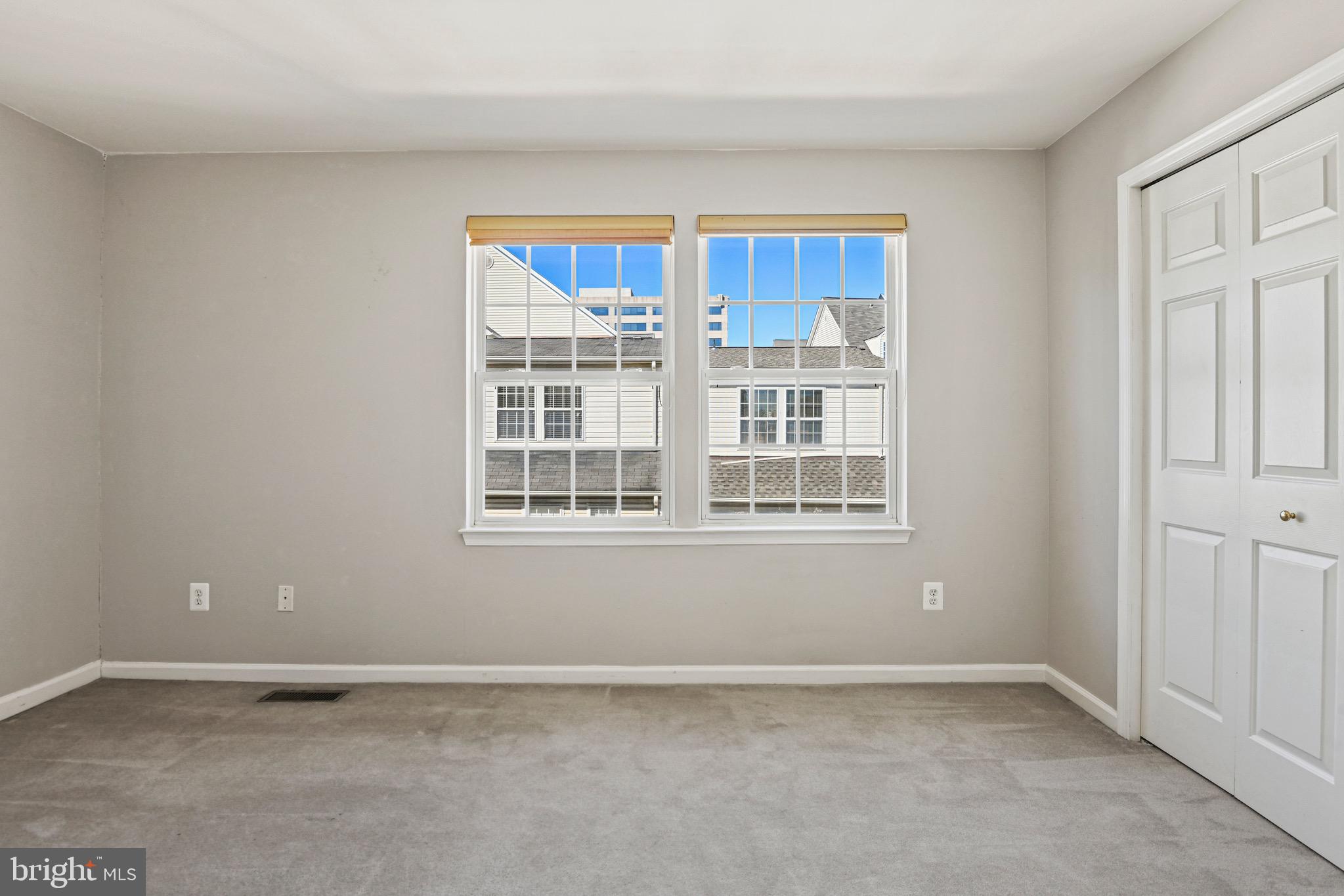 METRO PLACE AT DUNN LORING - Residential Lease