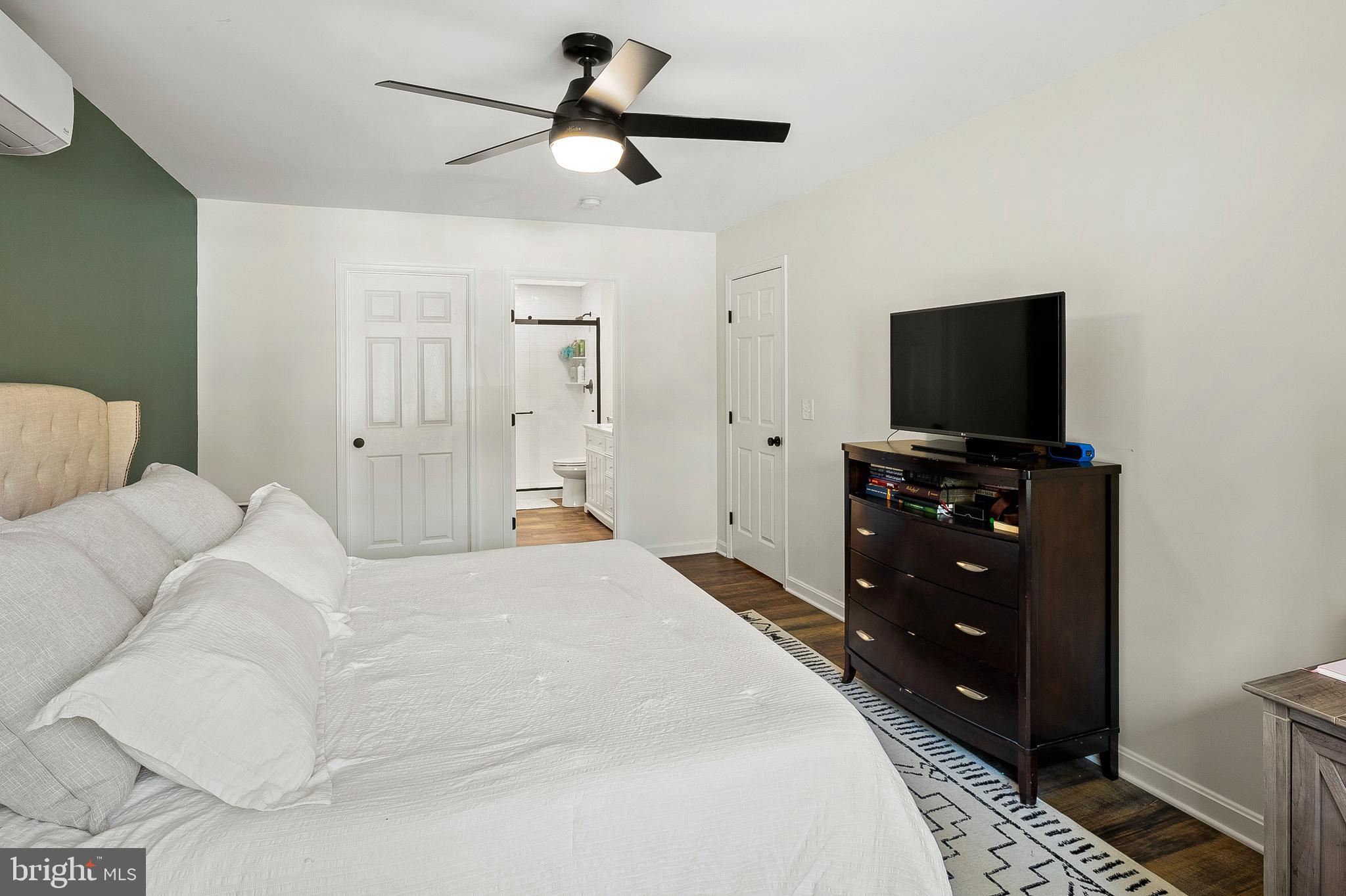 FRANKLIN MANOR BEACH - Residential