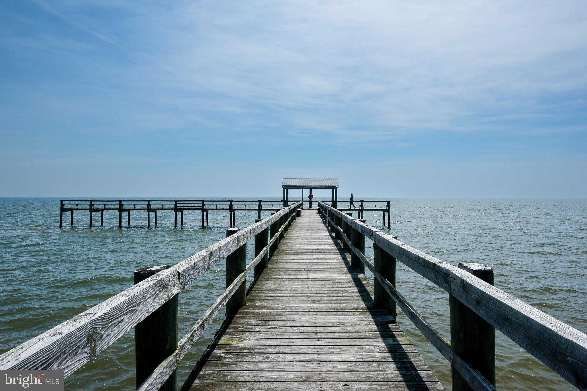 FRANKLIN MANOR BEACH - Residential