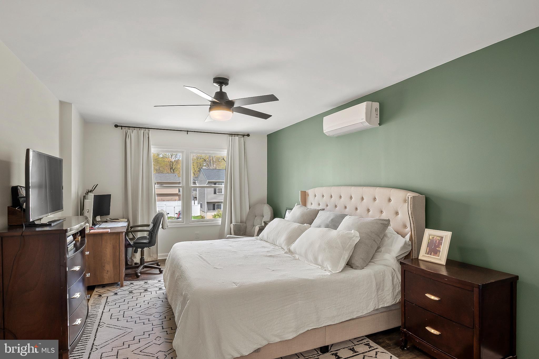 FRANKLIN MANOR BEACH - Residential