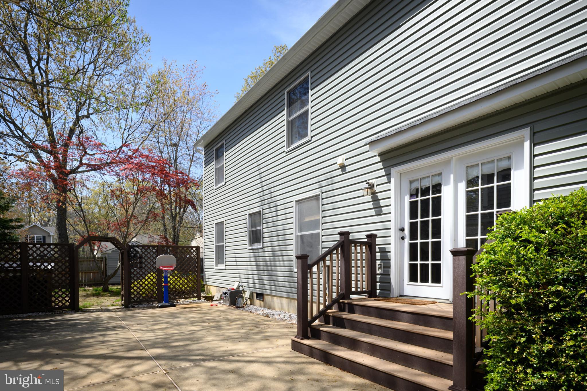 FRANKLIN MANOR BEACH - Residential