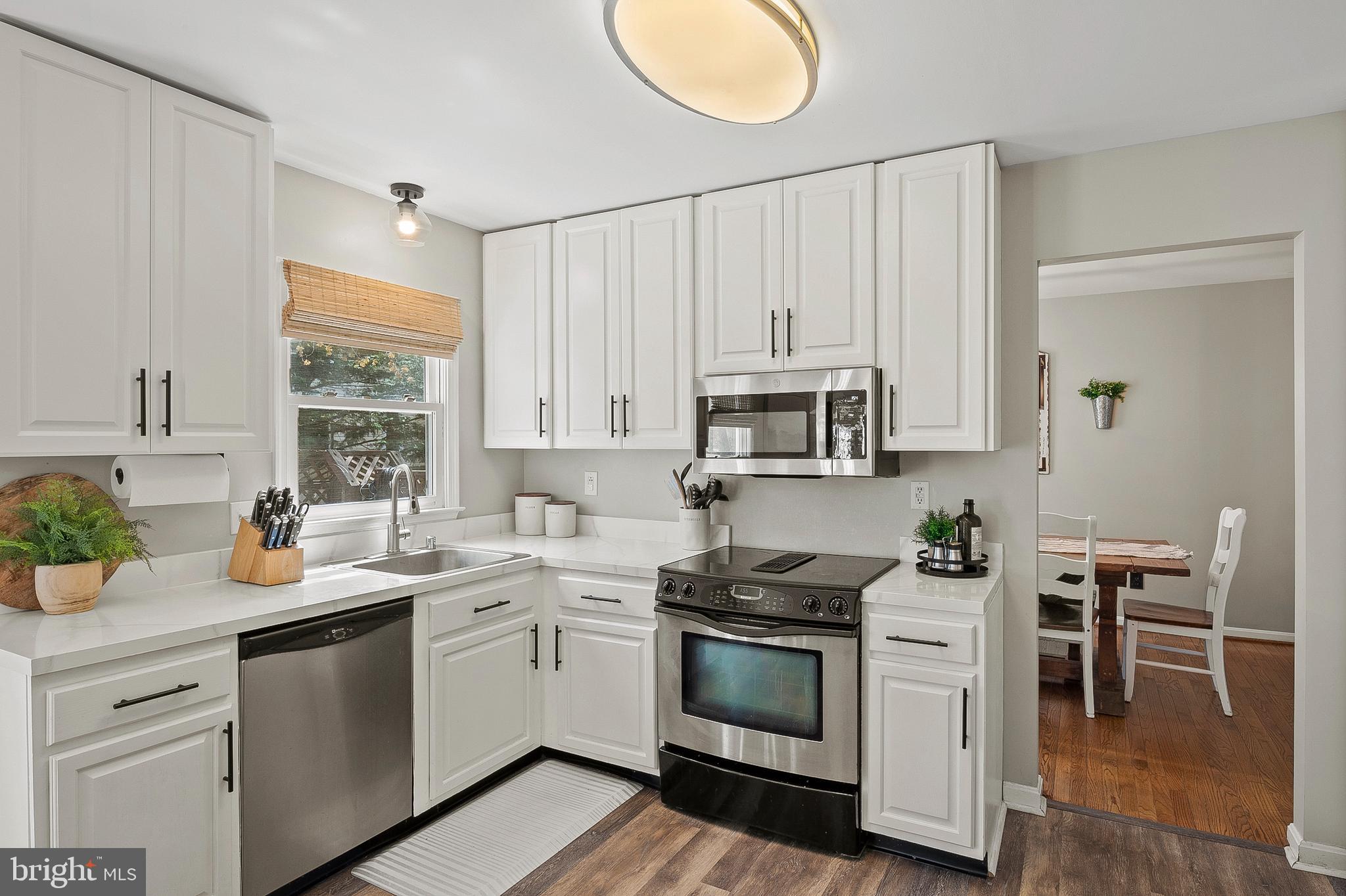 FRANKLIN MANOR BEACH - Residential