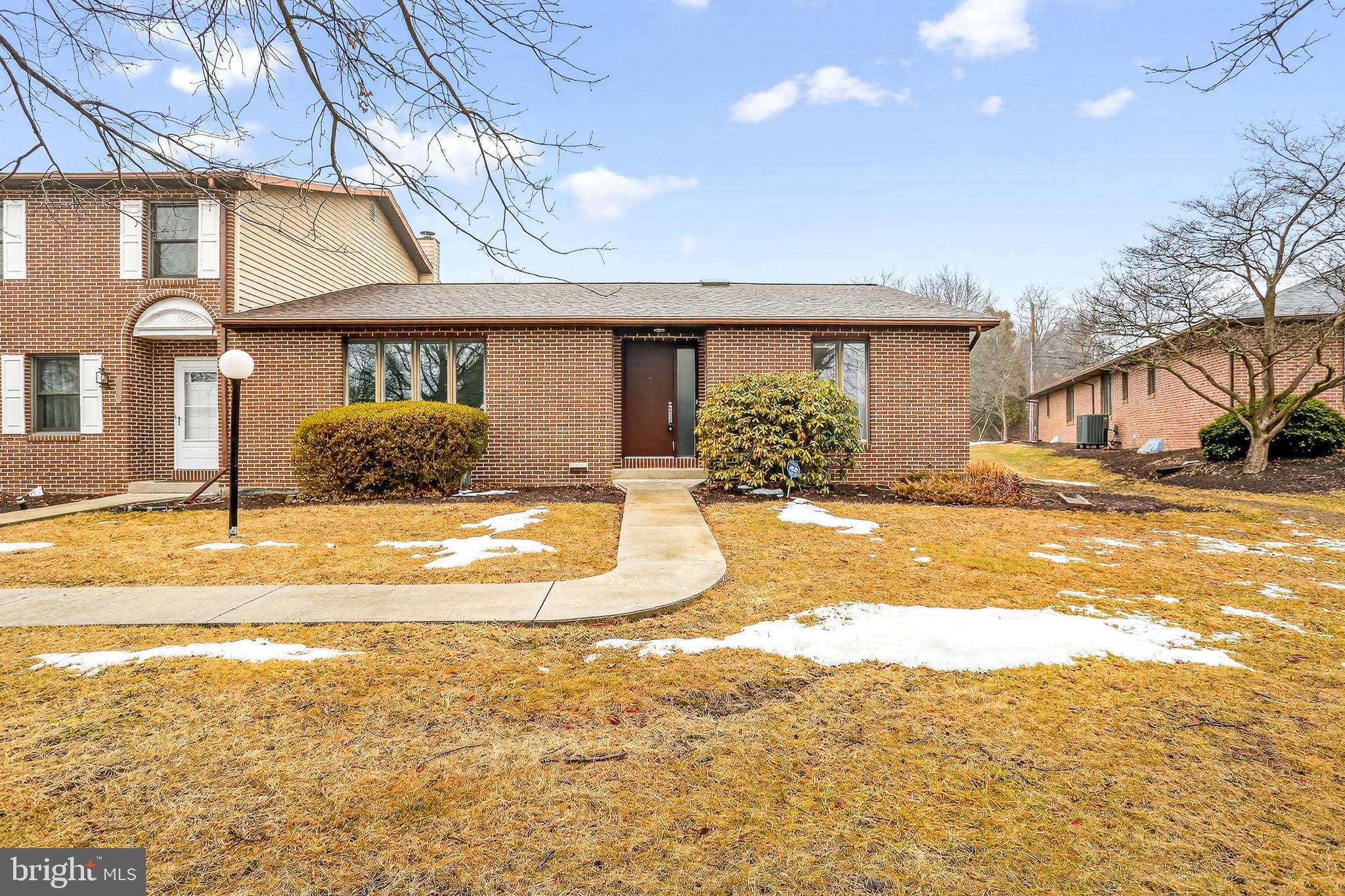 CLUB ESTATES - Residential