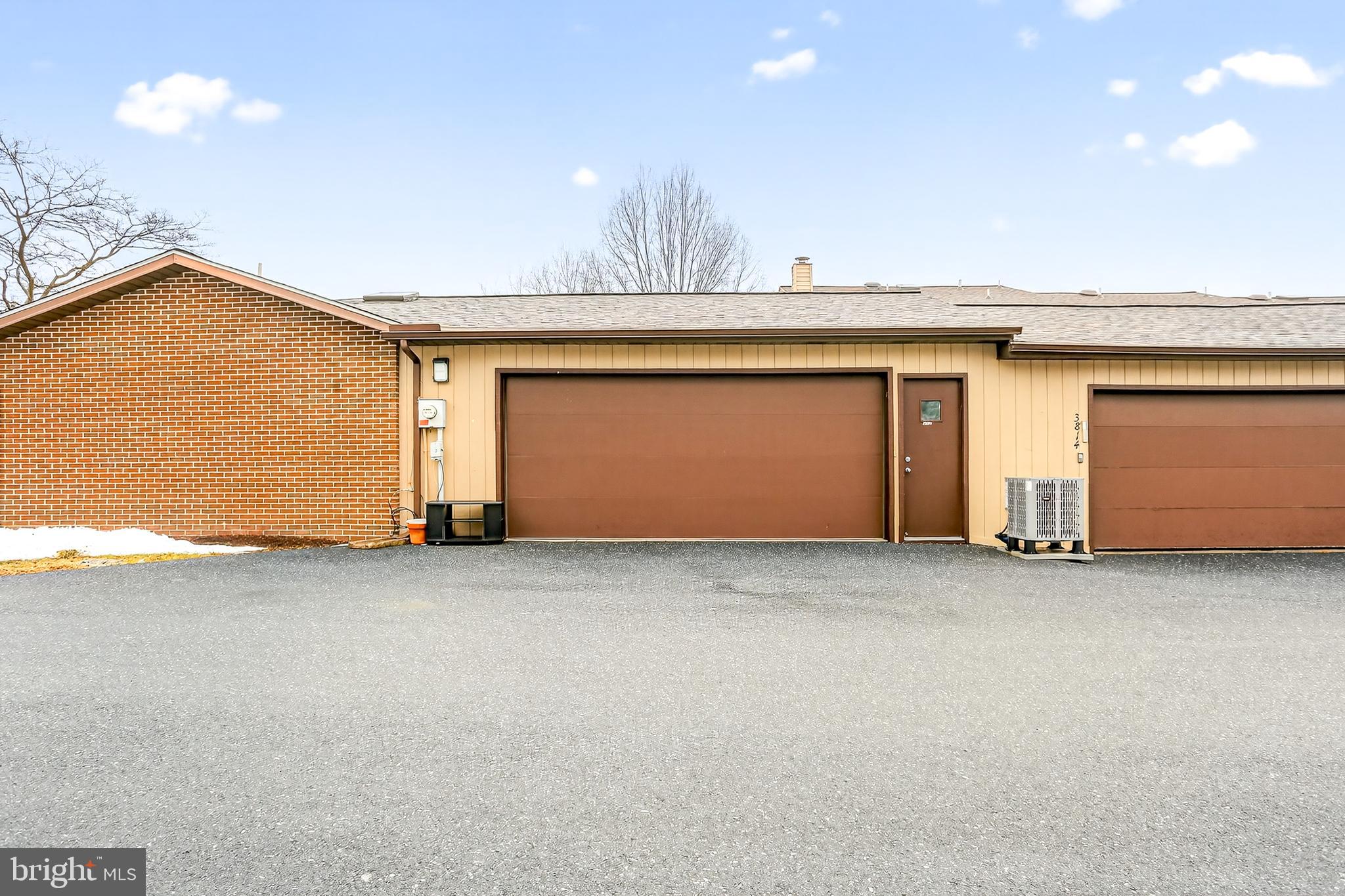 CLUB ESTATES - Residential