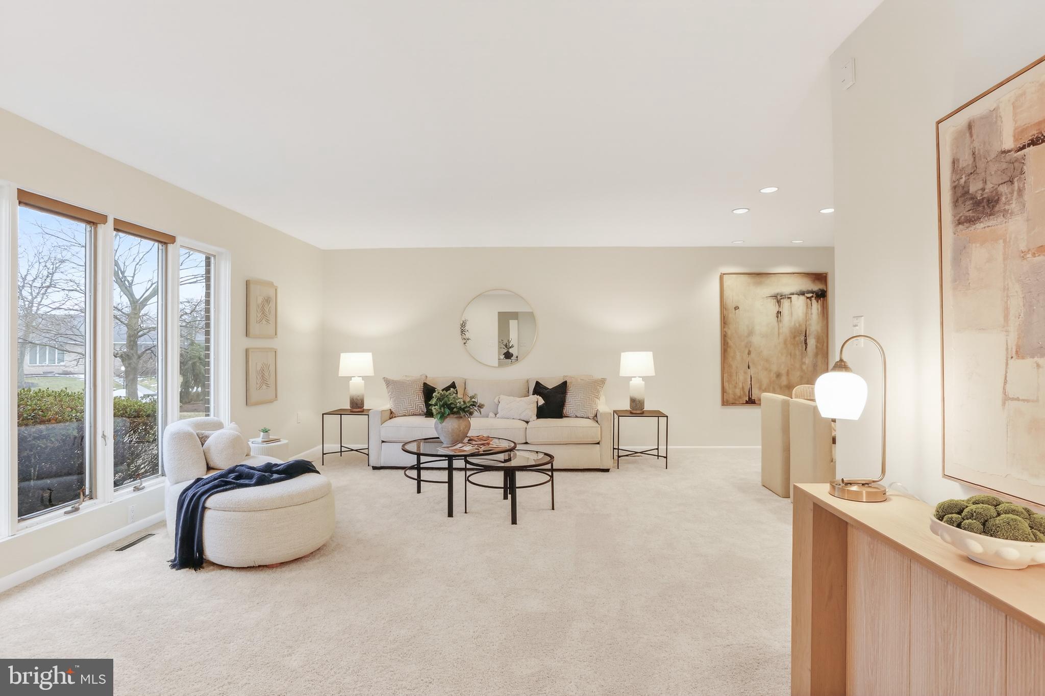 CLUB ESTATES - Residential