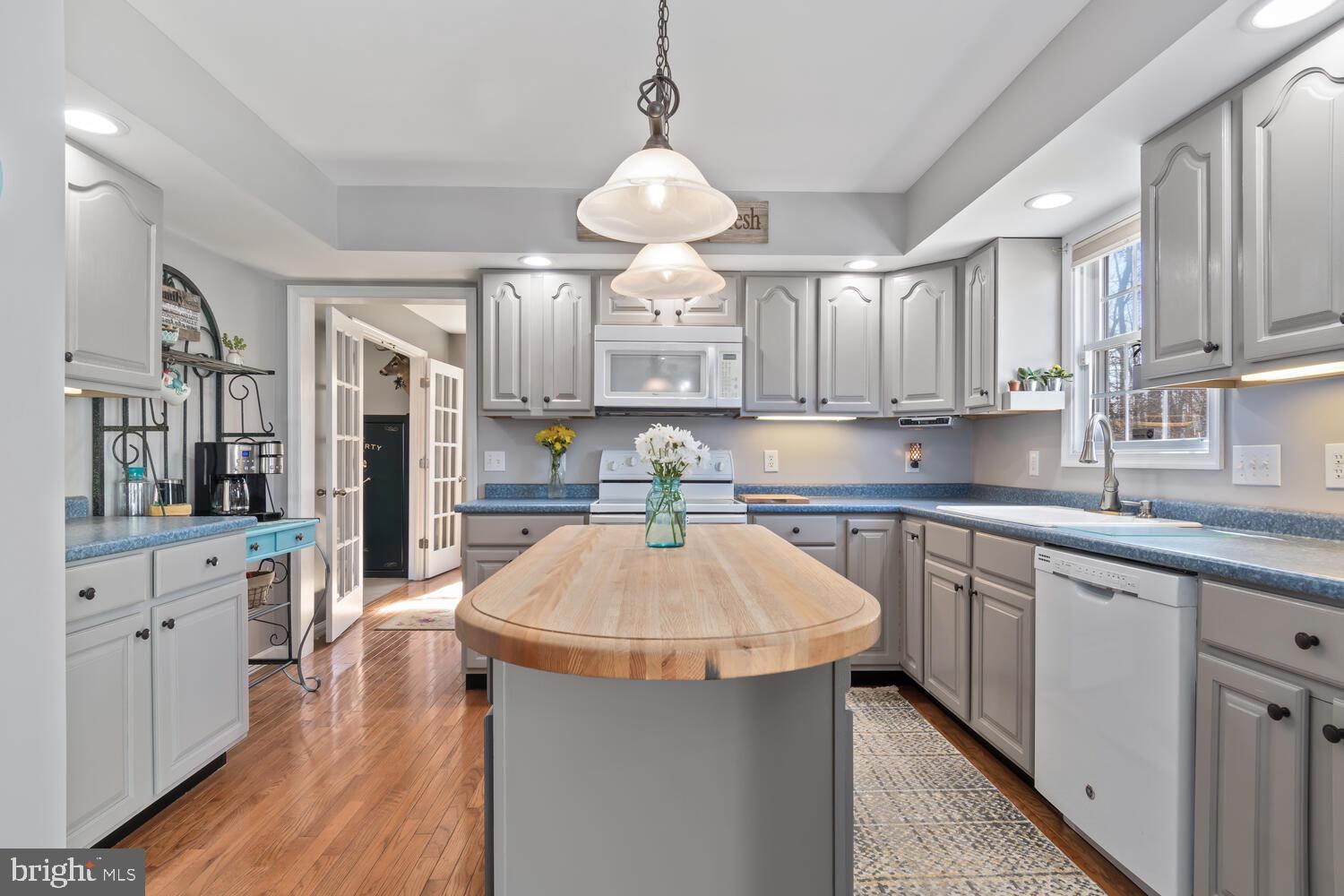 SUDLERSVILLE - Residential