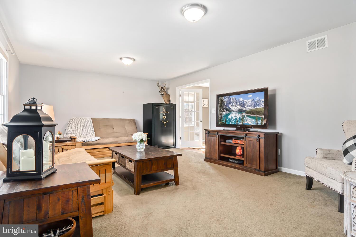 SUDLERSVILLE - Residential