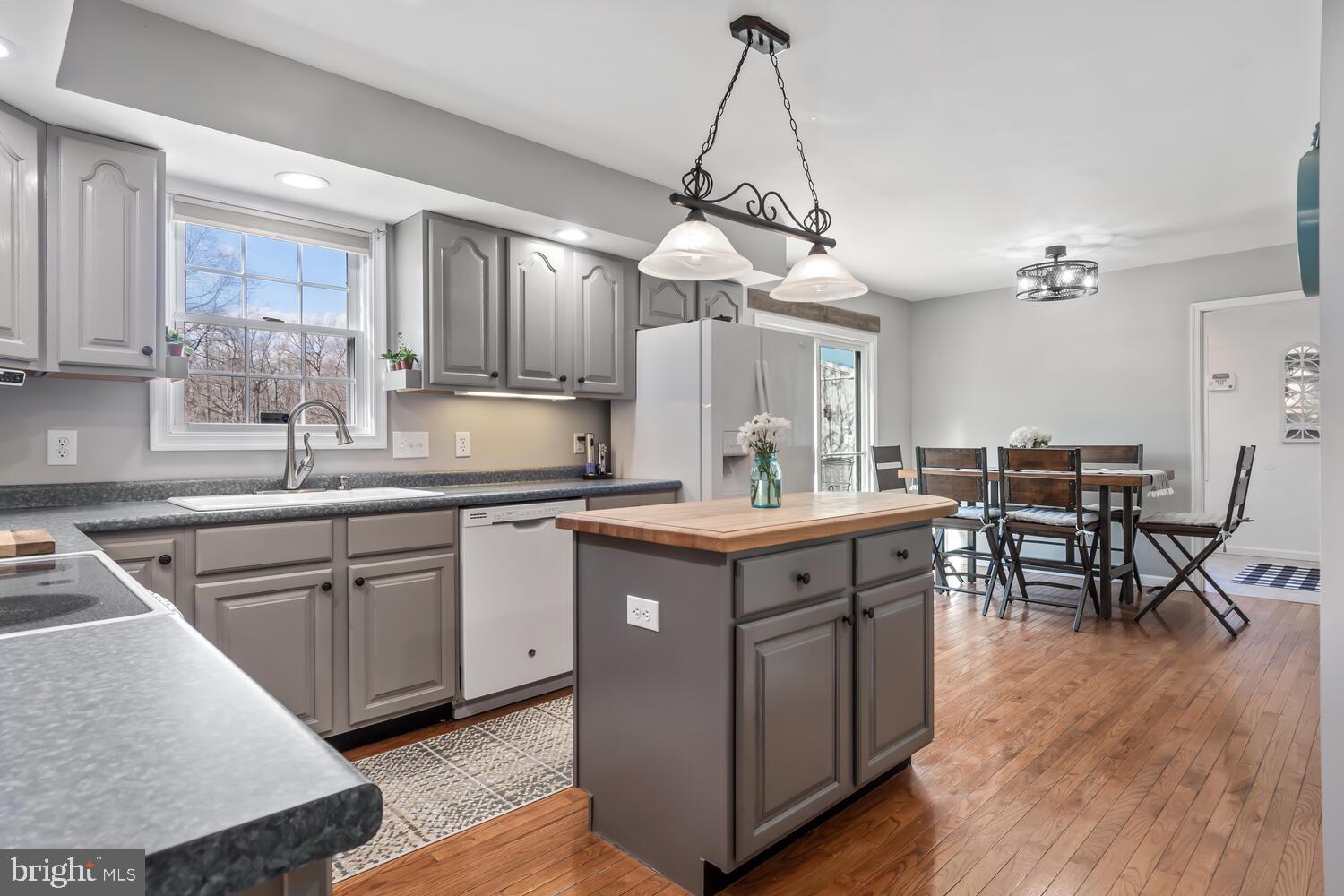 SUDLERSVILLE - Residential