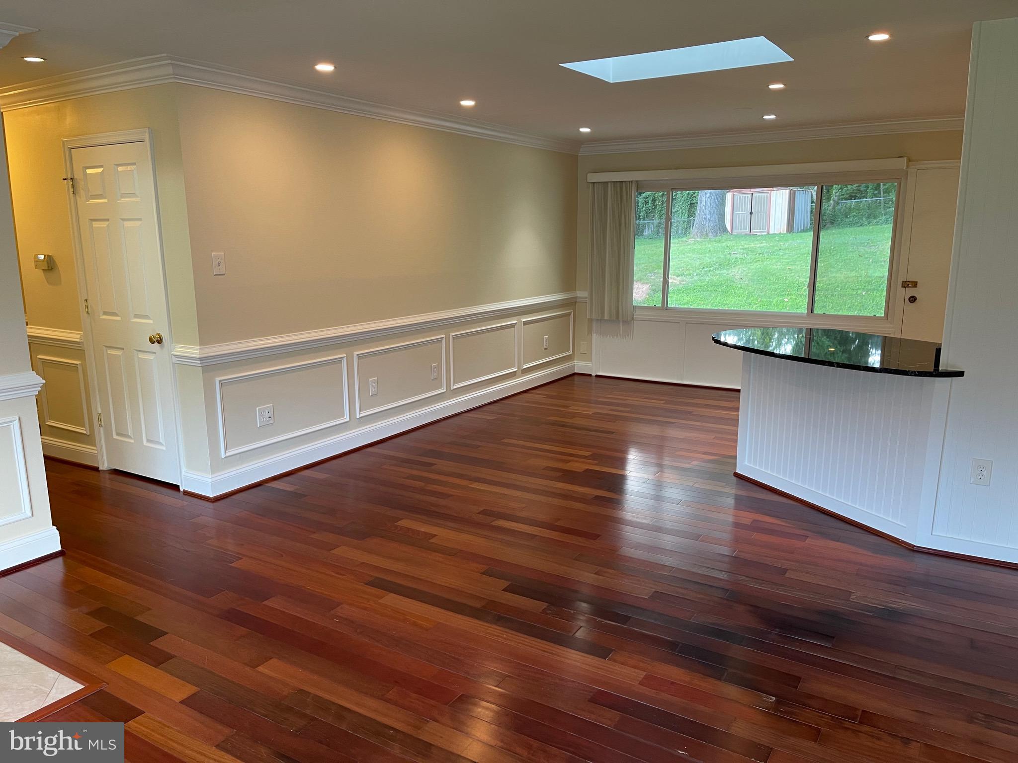 NORTH SPRINGFIELD - Residential Lease