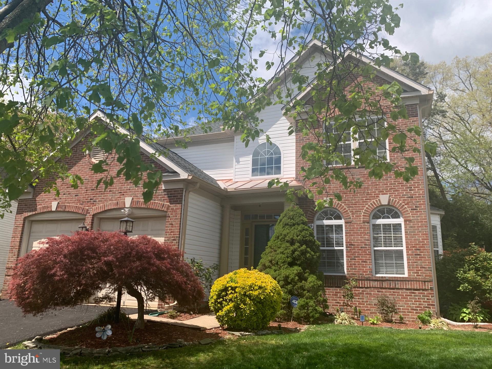 Search Homes 1 8429 AMBROSE COURT