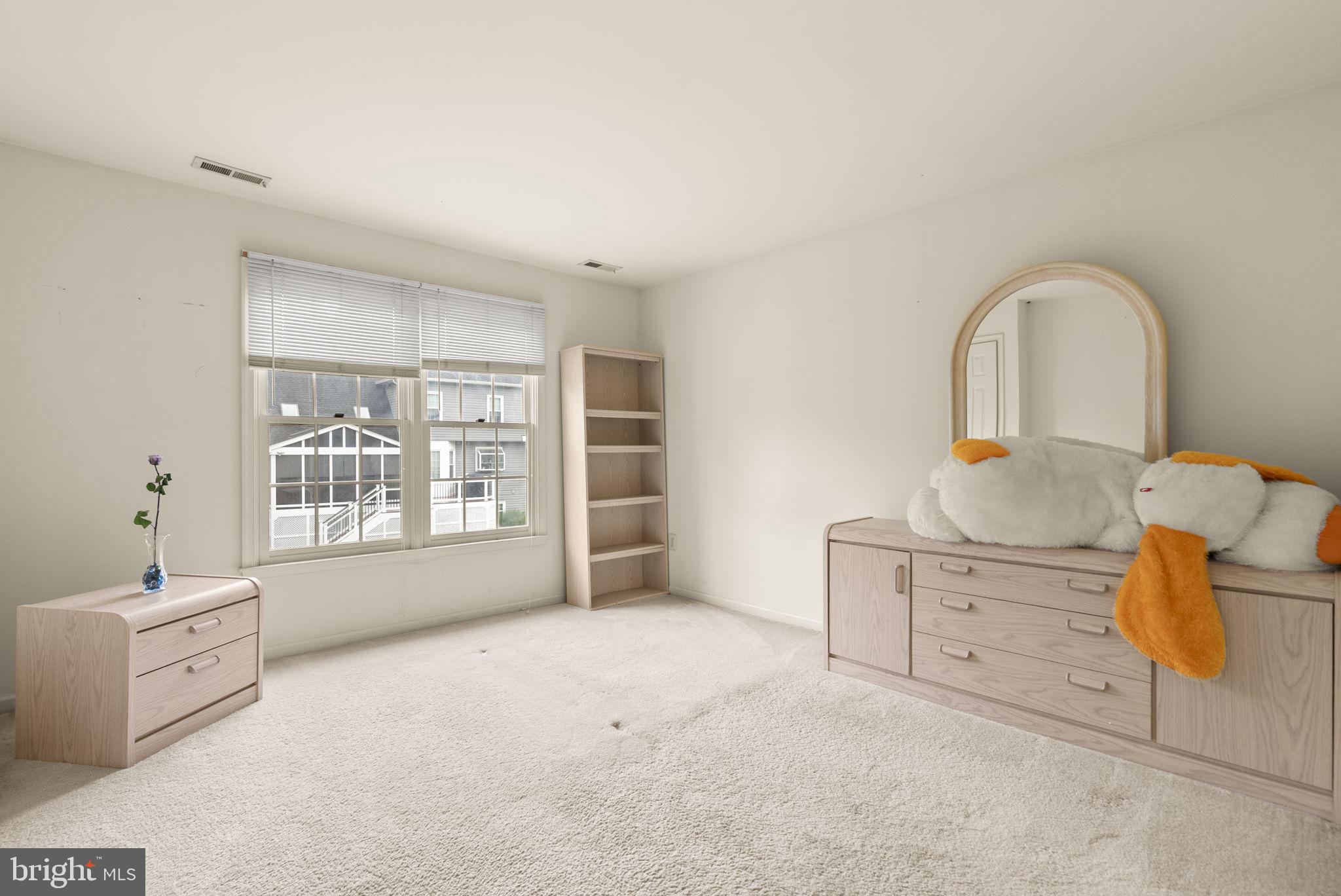 POTOMAC GROVE - Residential