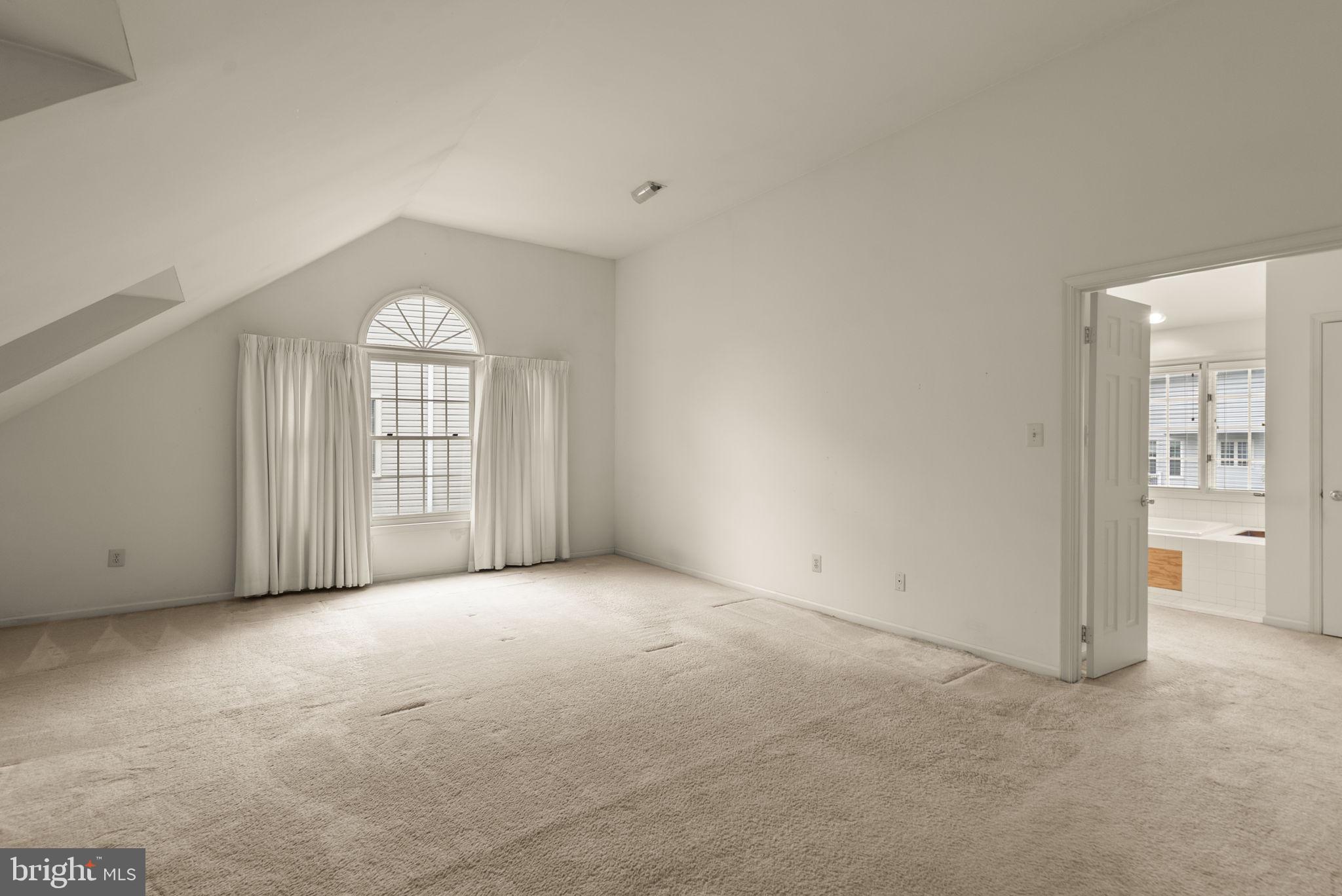 POTOMAC GROVE - Residential