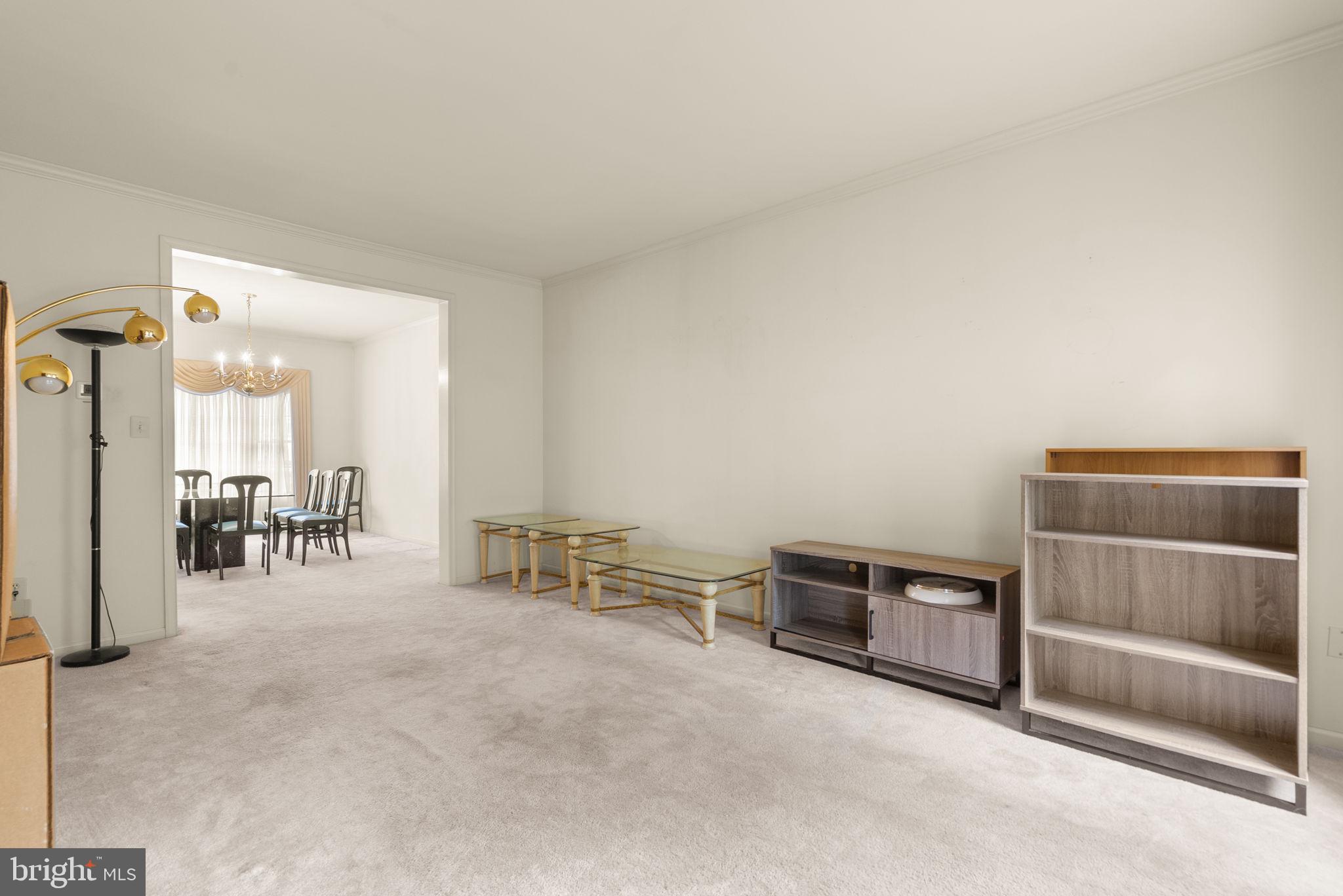 POTOMAC GROVE - Residential