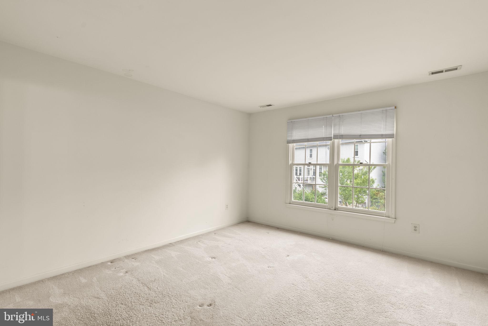 POTOMAC GROVE - Residential