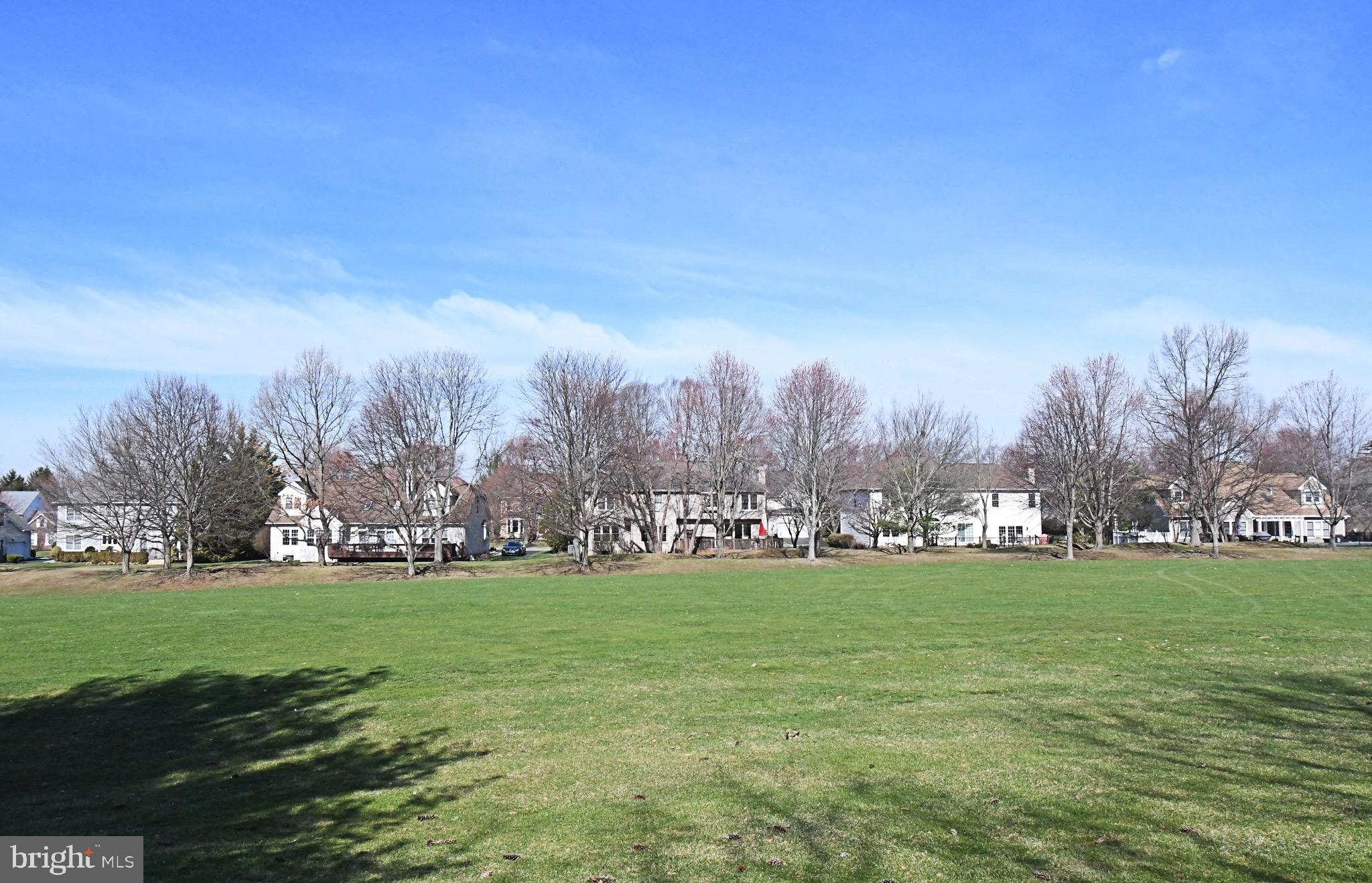 PINECREST - Residential