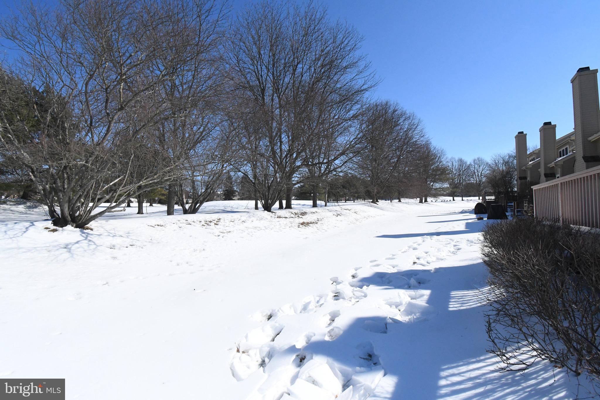 PINE CREST - Residential