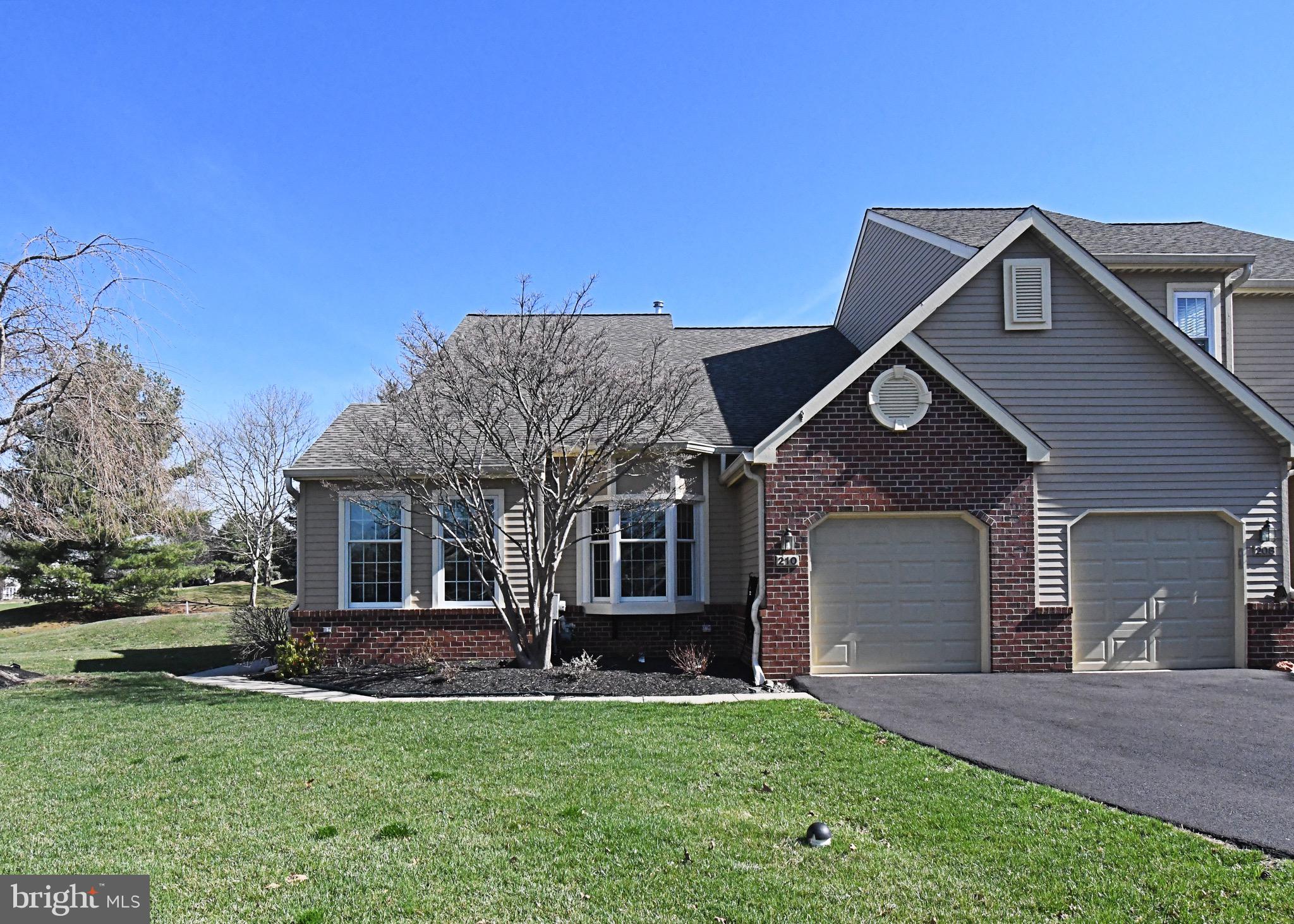 PINECREST - Residential