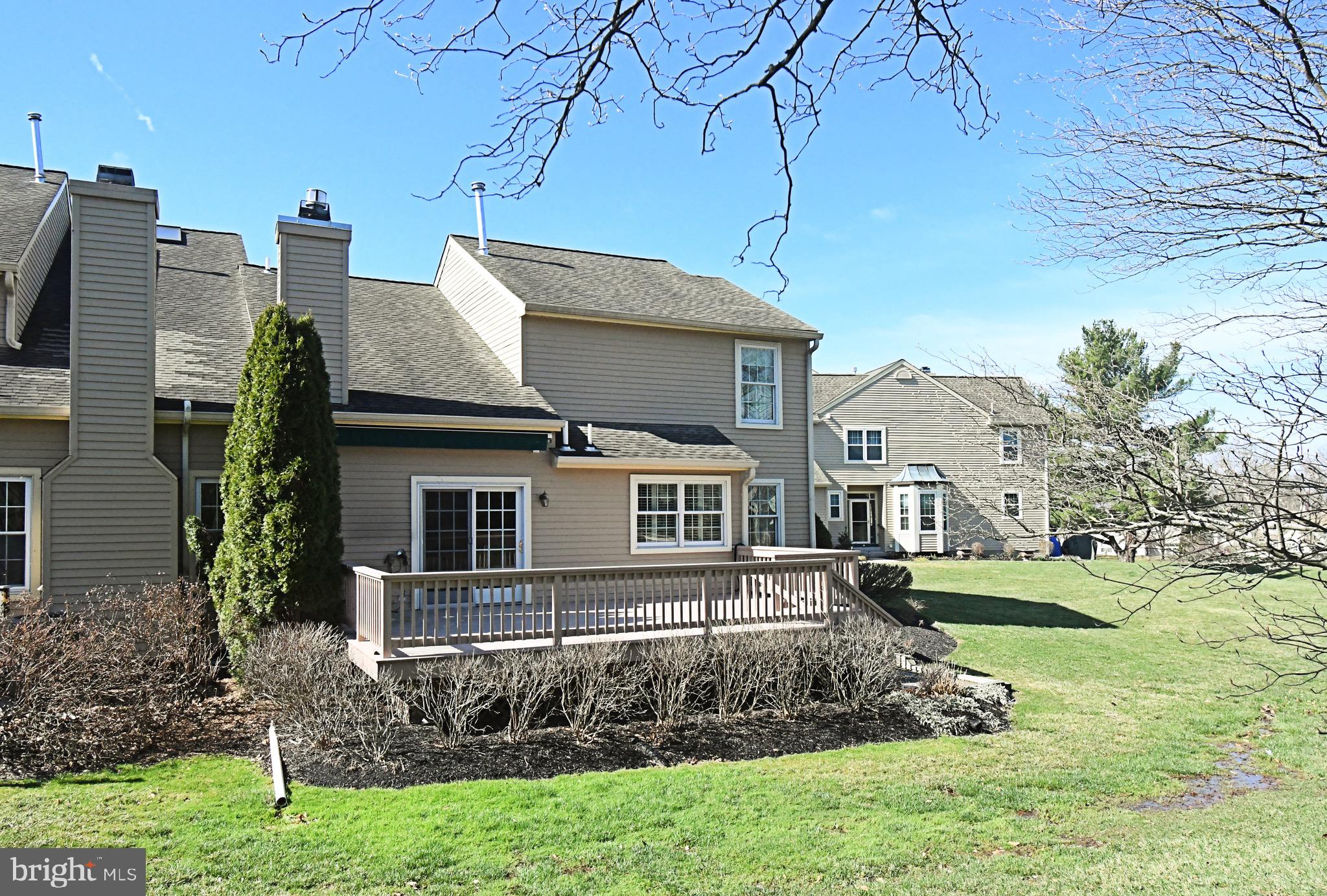 PINECREST - Residential